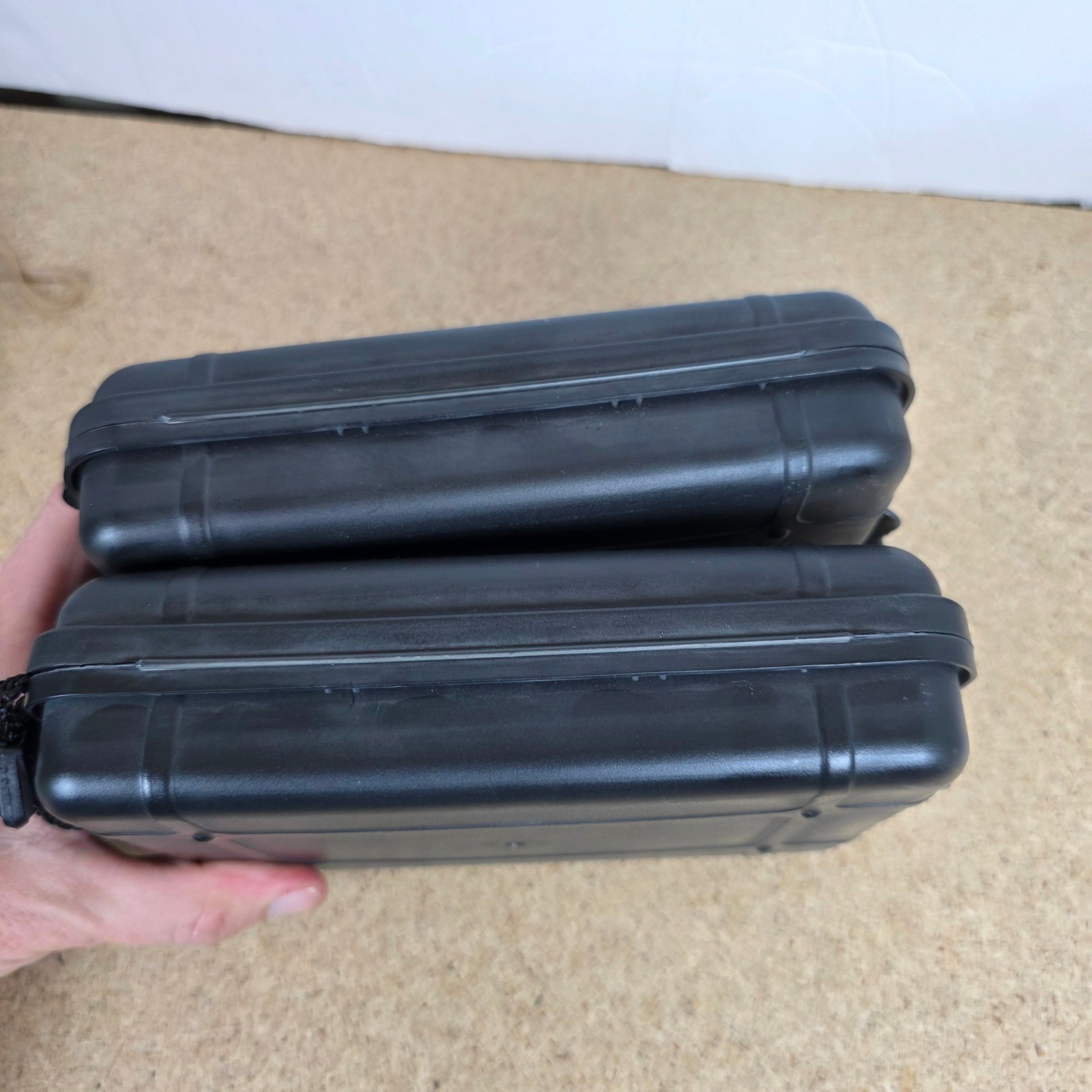 Shadowhawk Tactical Flashlight Hard Cases with Battery Charger only camping