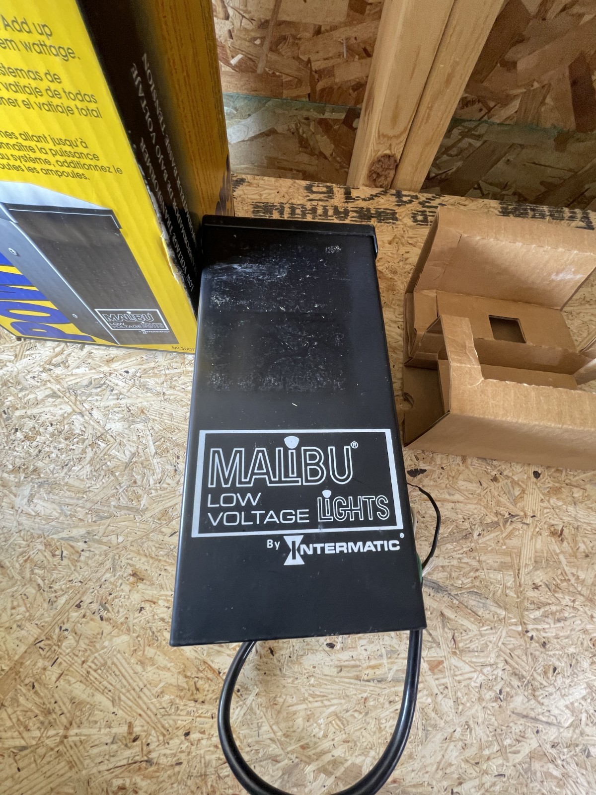 Intermatic Malibu ML300TW Low Voltage Lights Transformer Timer Black Corded 300W