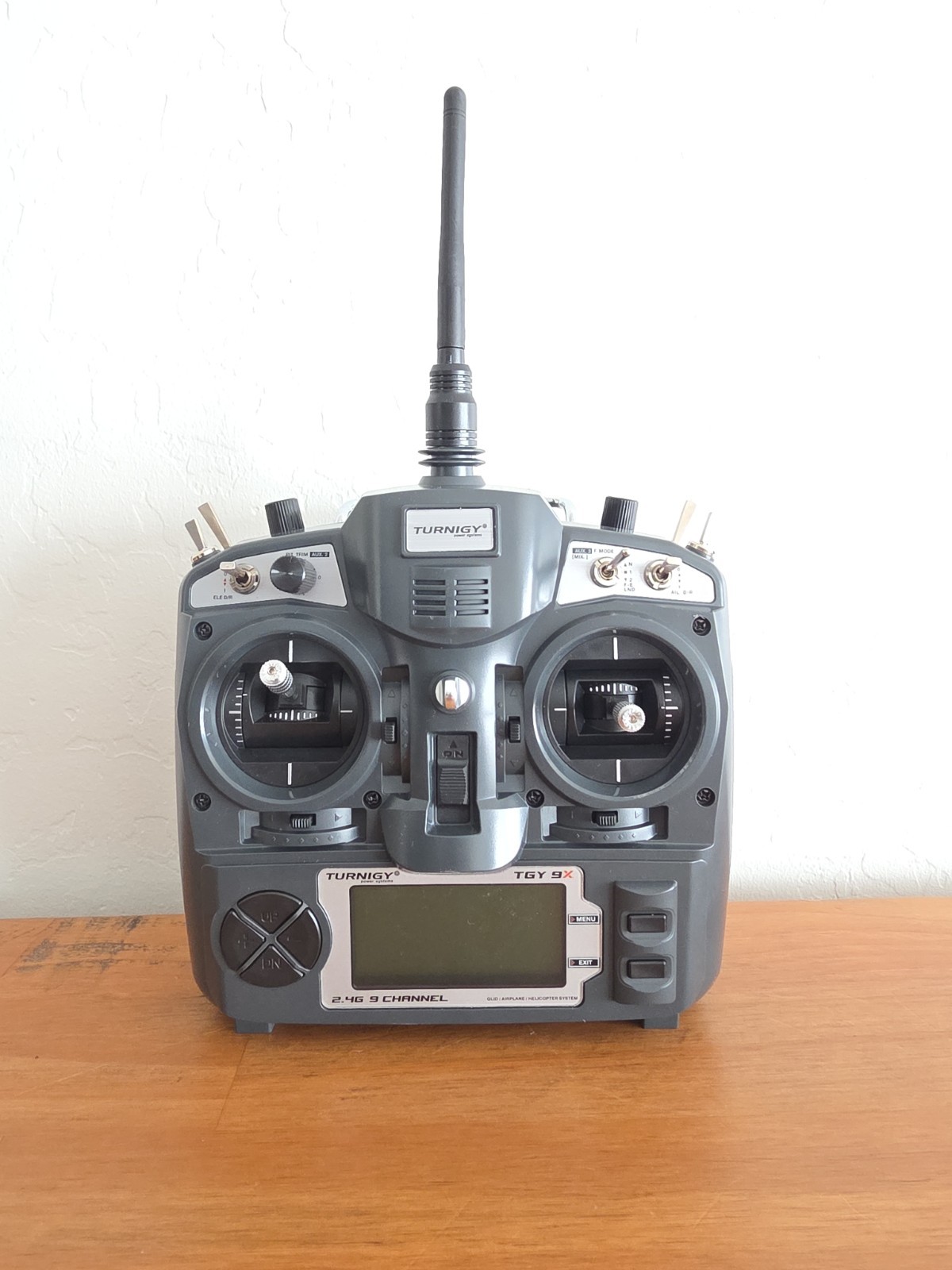 Turnigy TGY 9X 2.4GHz 9 Channel RC Console Transmitter RF9X Airplane Controller