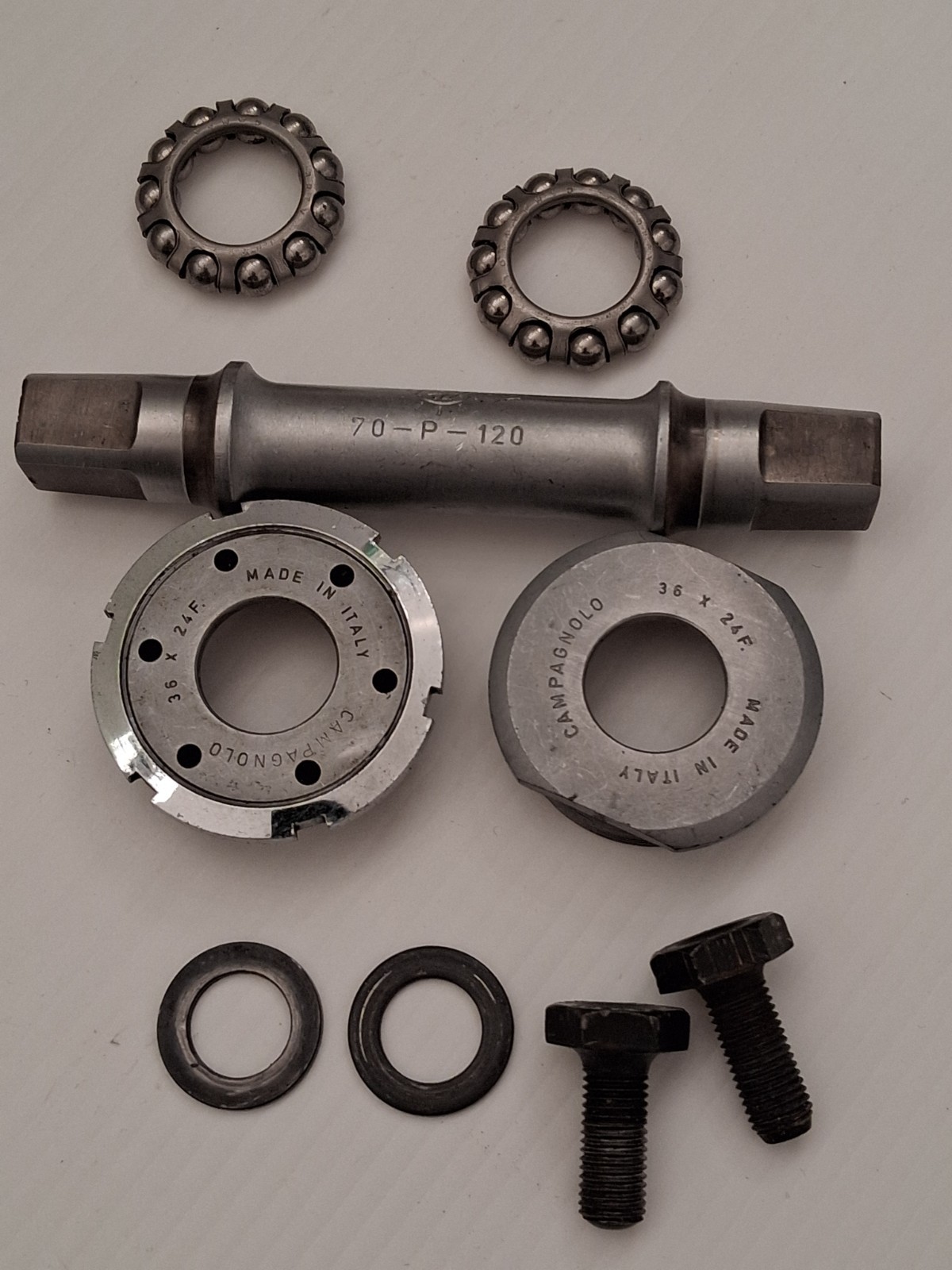 1960s Campagnolo Record Pista Track Bottom Bracket Italian Threads 70-P-120 VGC