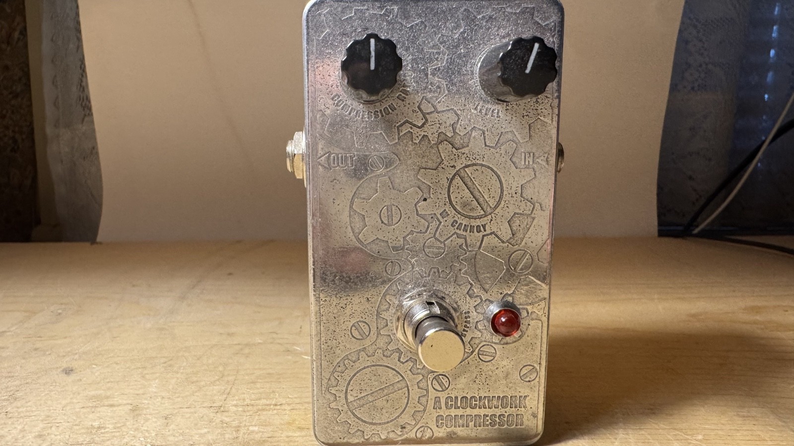A Clockwork Compressor