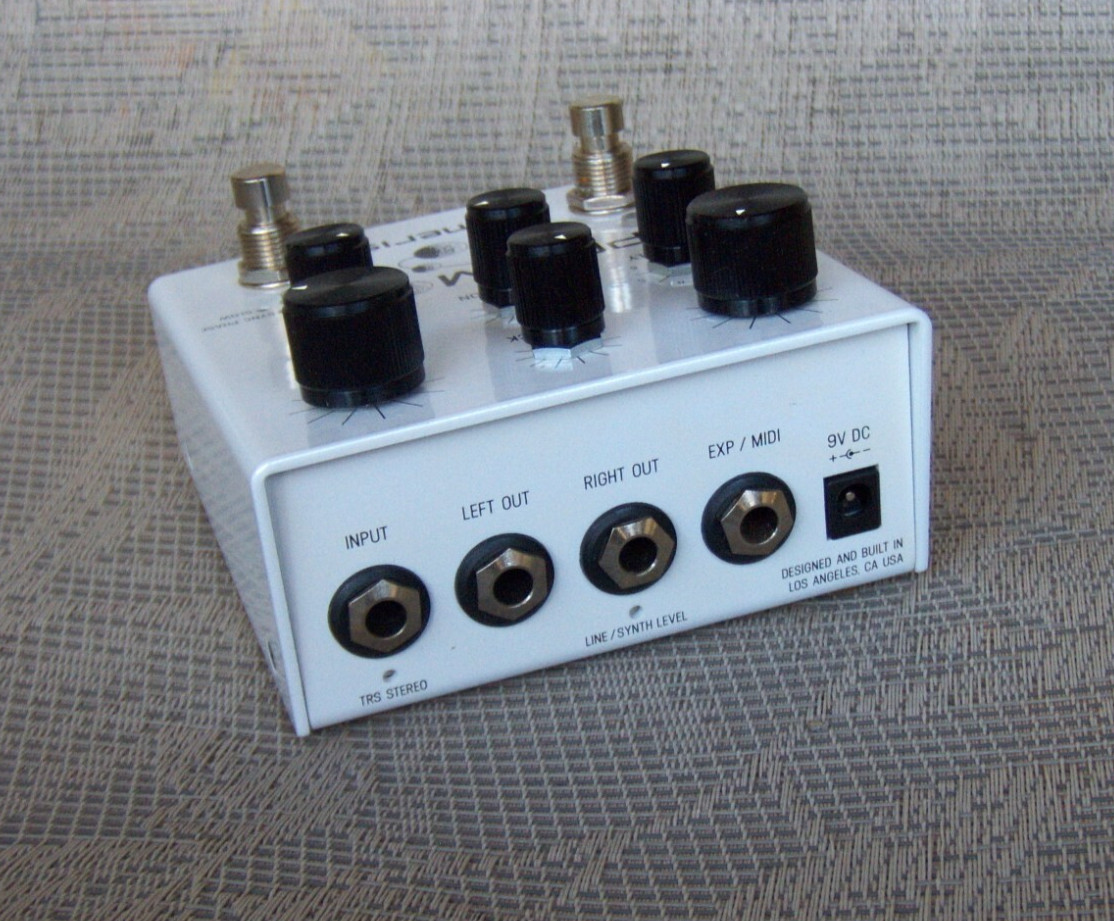 Meirs Polymoon Guitar Effect Pedal with Power Supply / Super Modulated Delay
