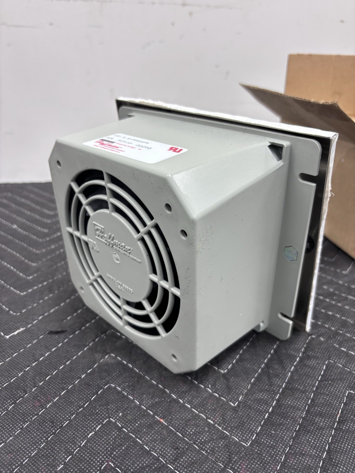HOFFMAN A-PA4AXFN Cooling Fan Package - NEW IN BOX