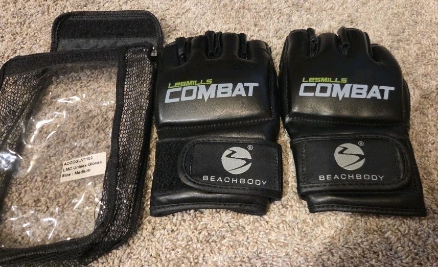 Beachbody Les Mills Combat Workout Fitness Excercise Gloves Size Medium