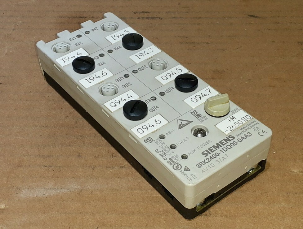 SIEMENS  3RK2400-1DQ00-0AA3  COMPACT MODULE   FAST SHIPPING