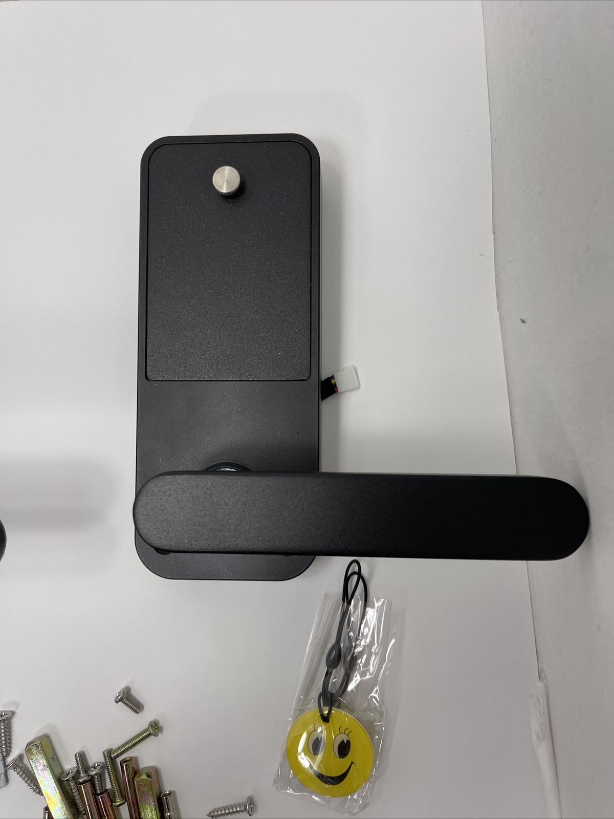 Bluetooth Touchscreen Smart Lock Anti-peep Code Adjustable Handle Works with iOS