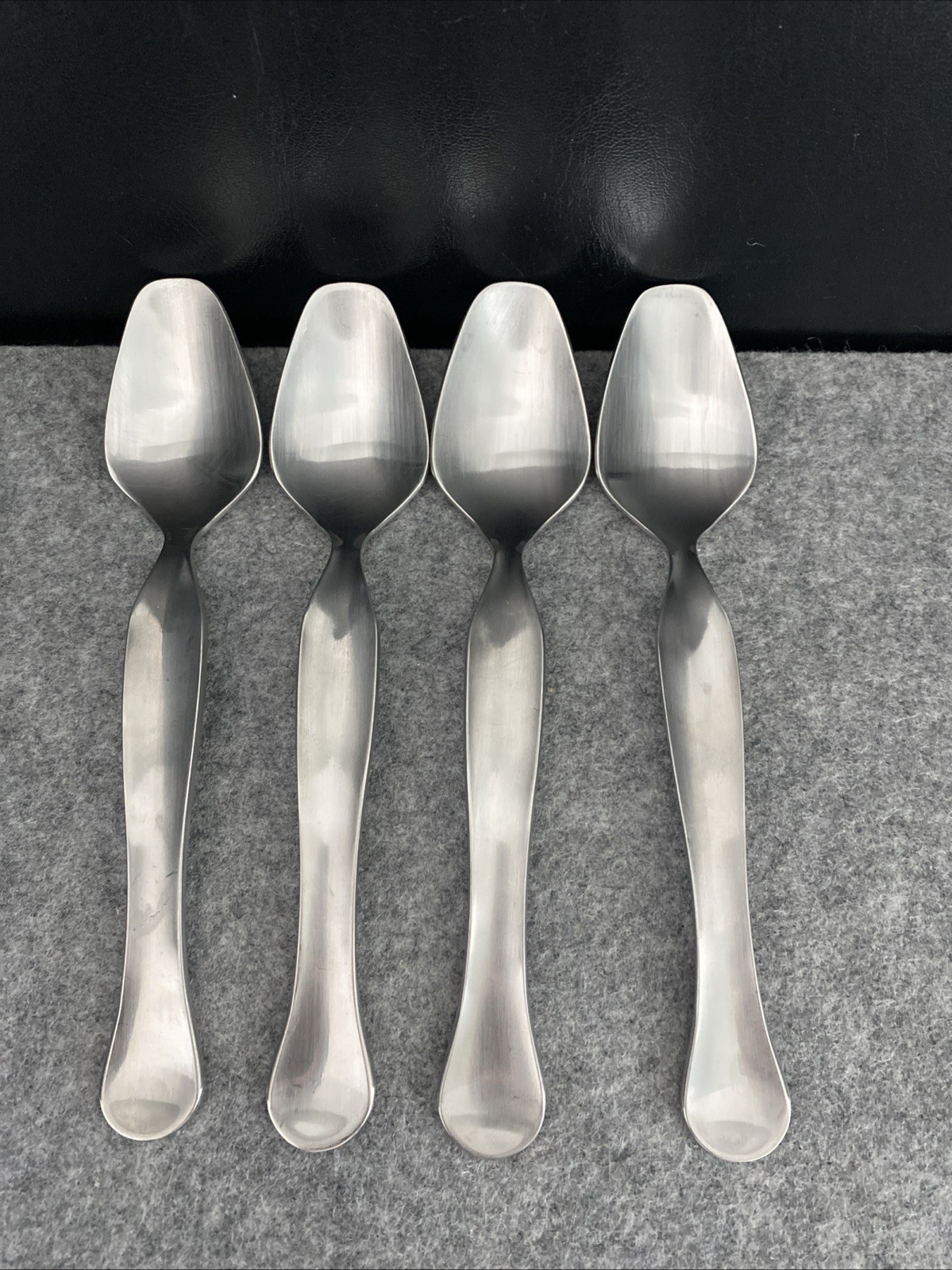 4 Retroneu 18/10 Stainless SILHOUETTE Flatware Dinner Spoon Flatware