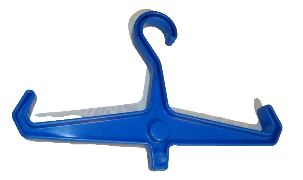 Underwater Kinetics BC/Regulator Hanger Heavy Duty Plastic