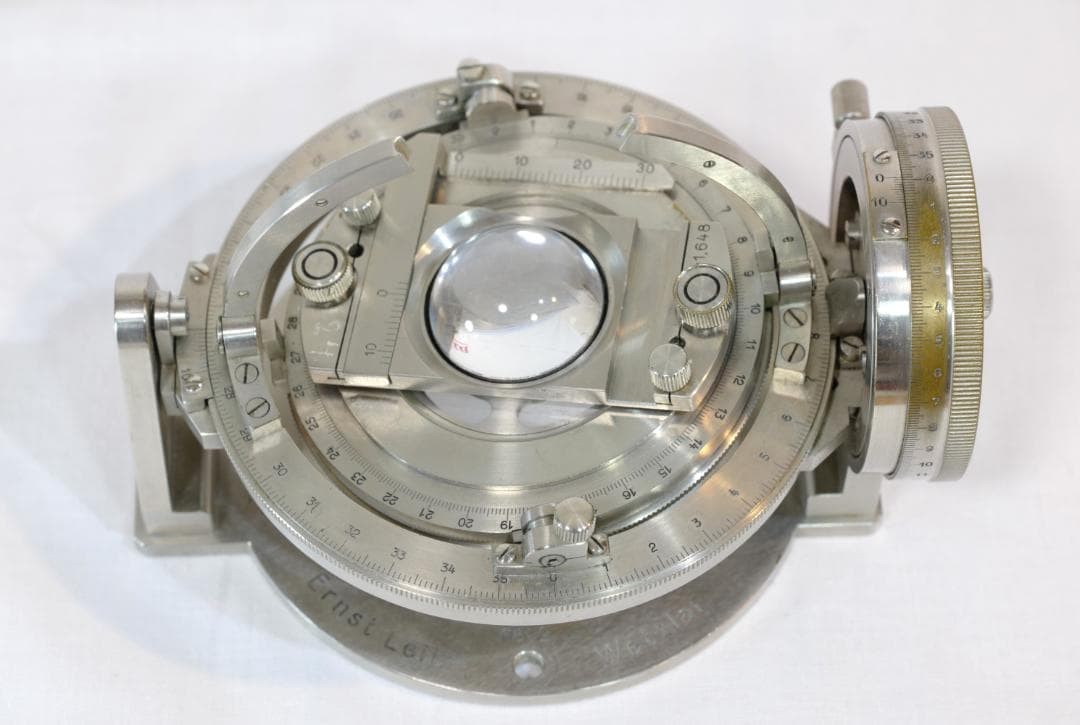 Leitz Universal Rotating Stage UT4 Transmitted Polarizing 4-Axis SN1892 From JP