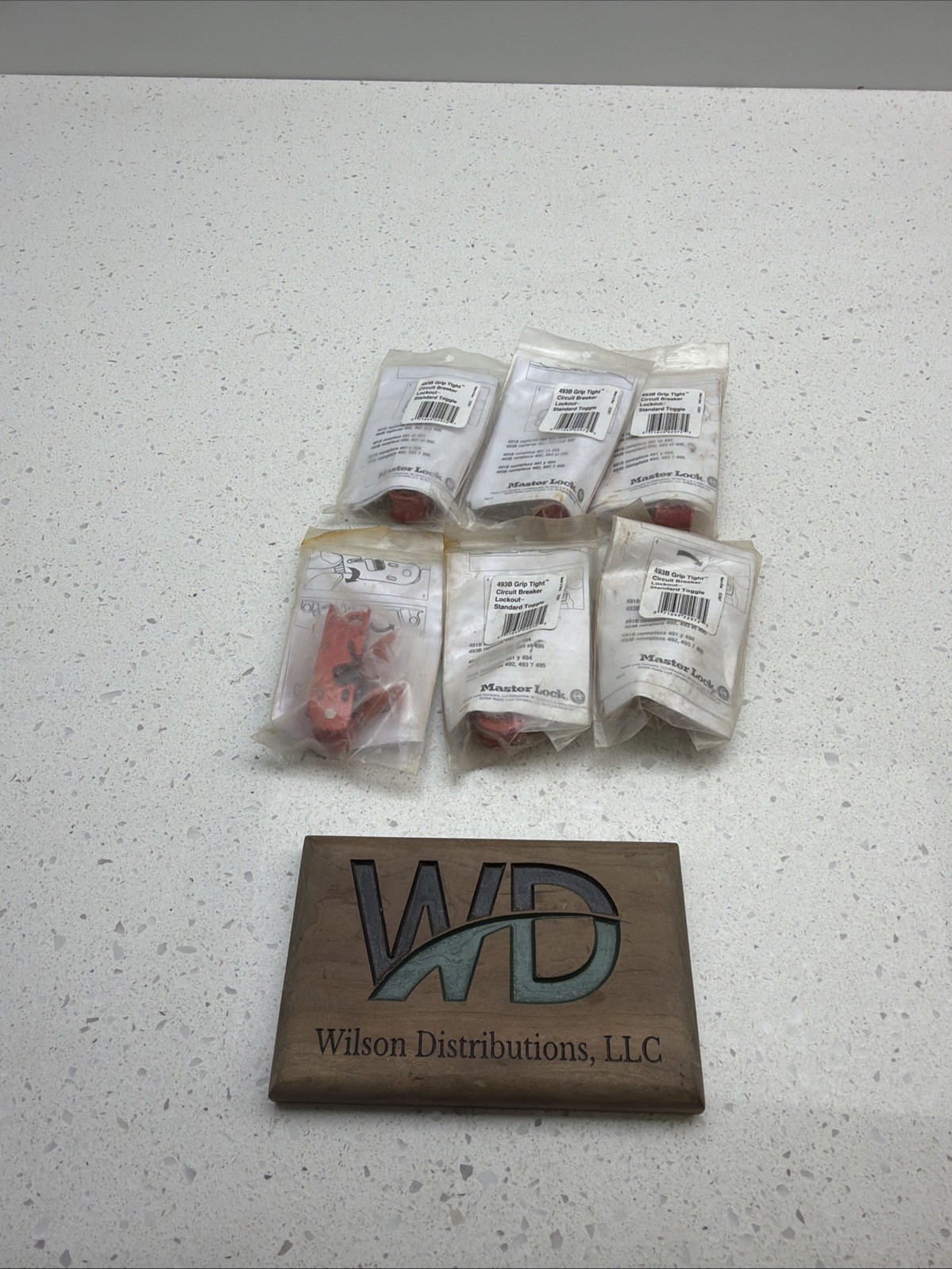 Master Lock 493B Grip Tight Circuit Breaker Lockout Standard Toggle Pack of 6