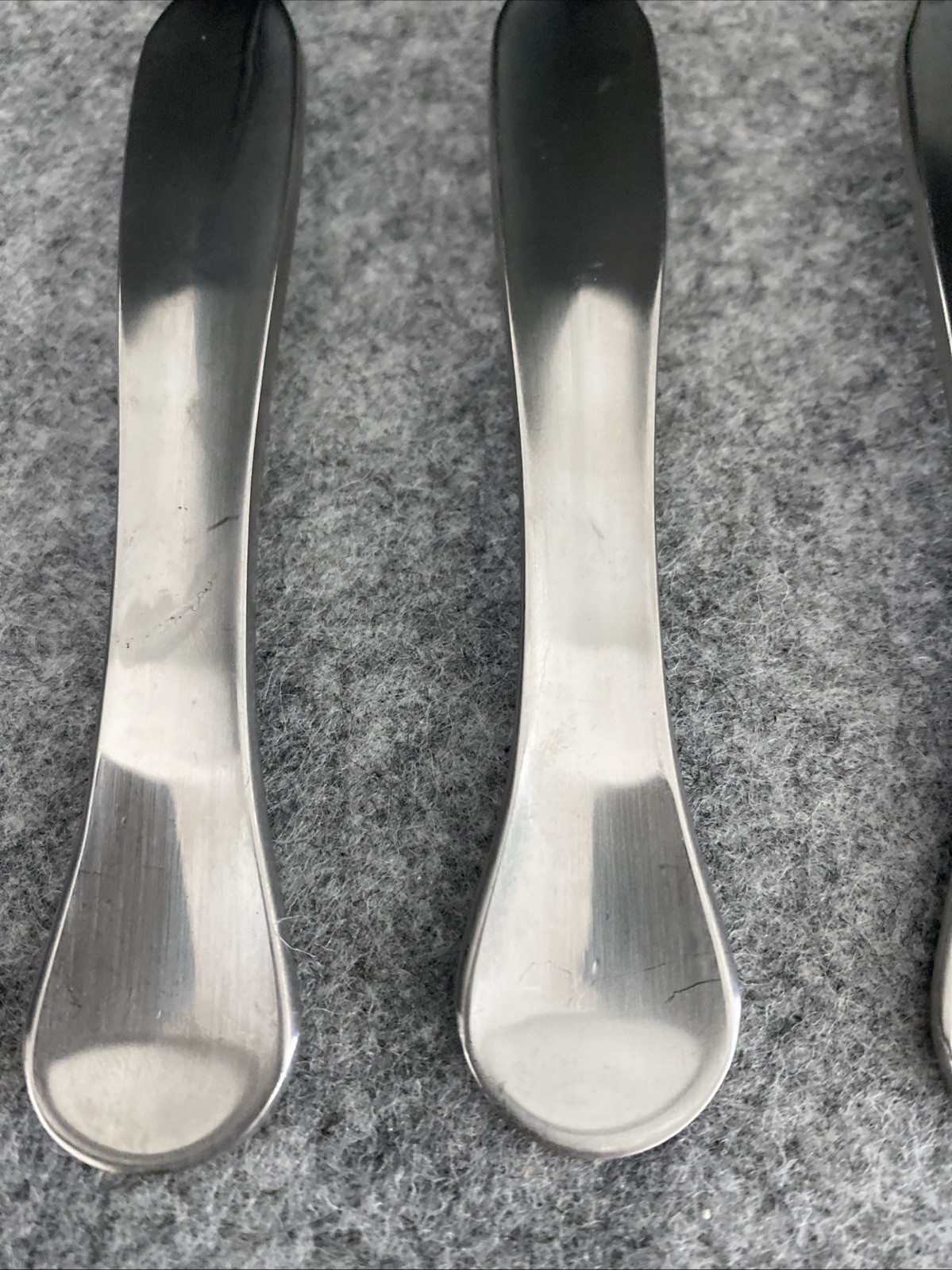 4 Retroneu 18/10 Stainless SILHOUETTE Flatware Dinner Spoon Flatware