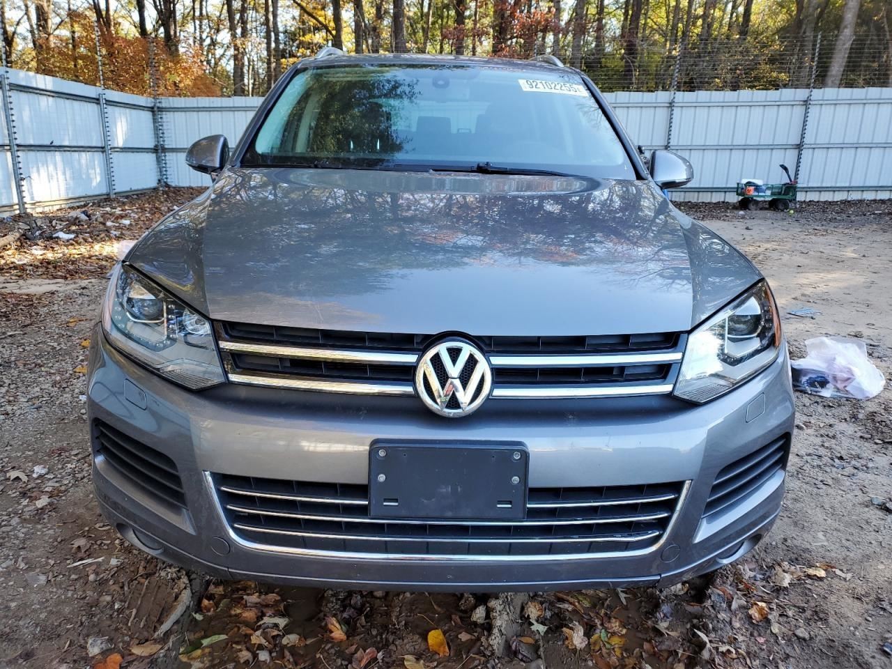 TOUAREG 2014 Glove Box 4989253