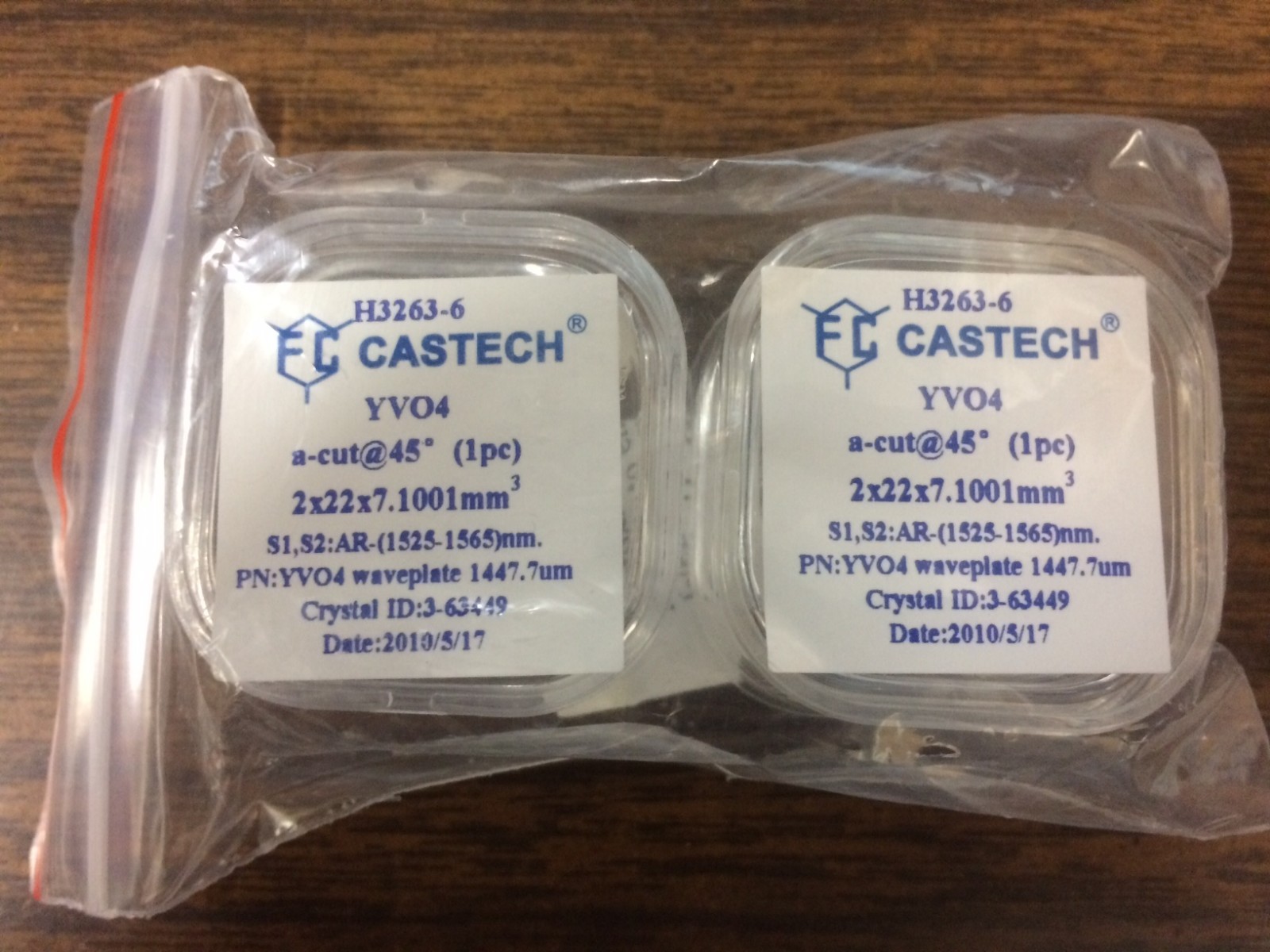 Lot of 2 Castech Waveplate YVO4 a-cut 45*  2 x 22 x 7.1001 mm3  AR (1525-1565)nm