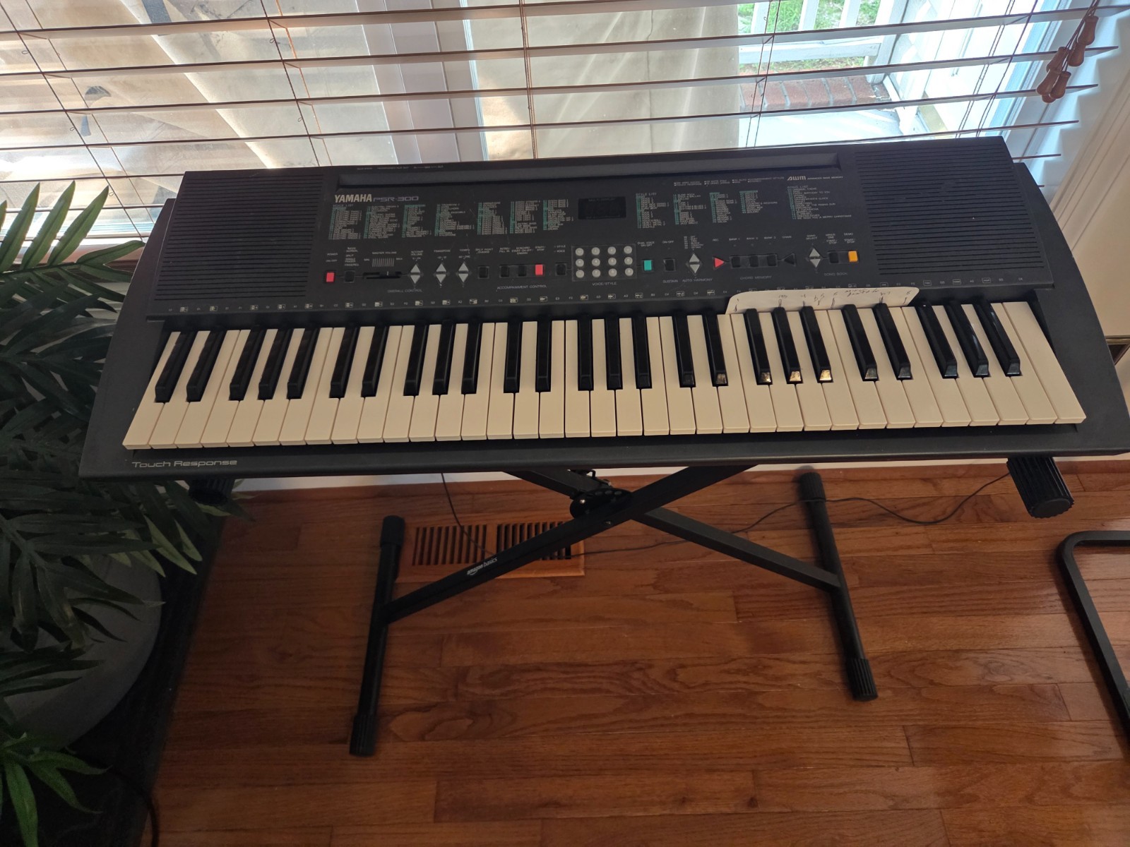 Yamaha PSR-300 Electronic Keyboard Portatone Built-in Drum Machine