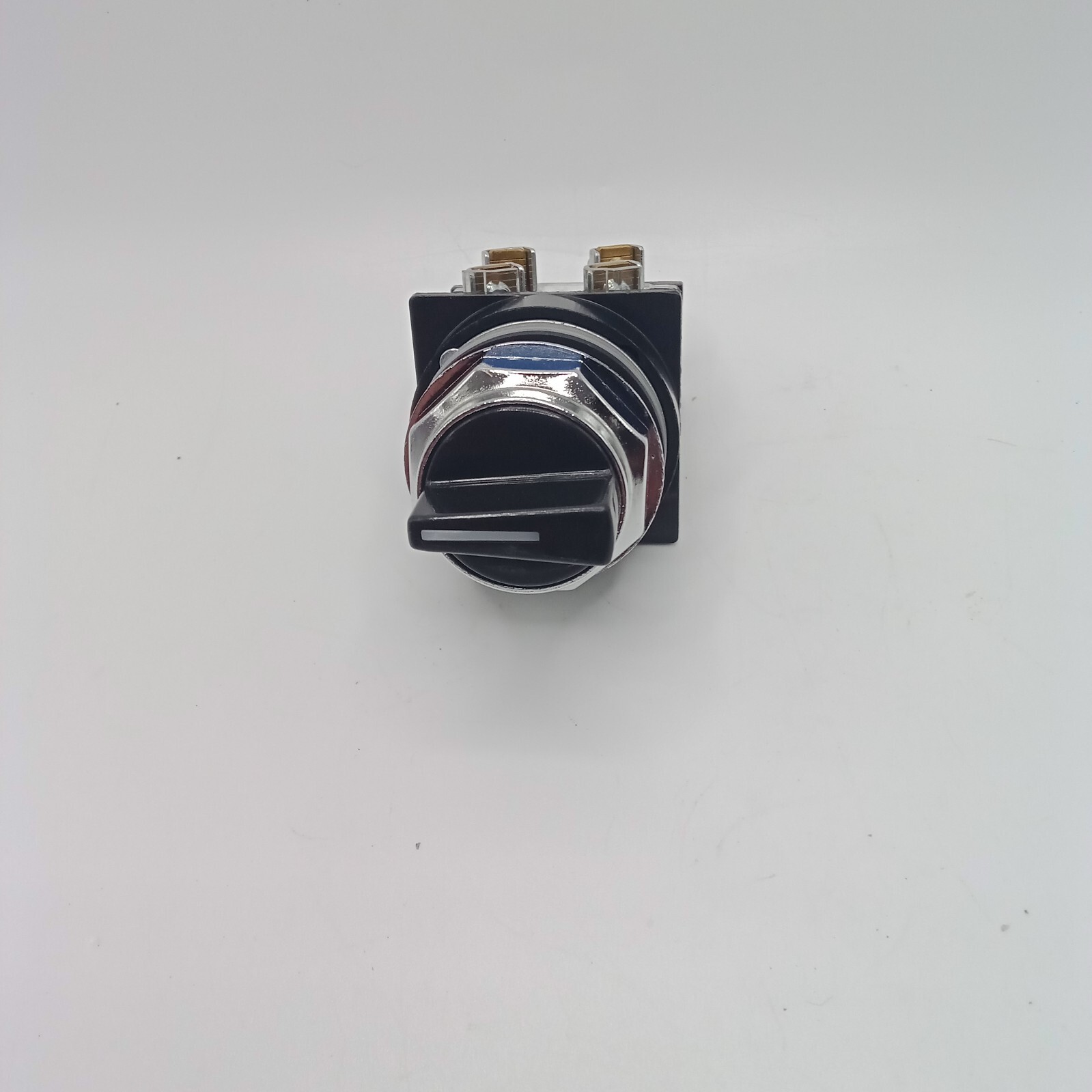 NEW GENERAL ELECTRIC CR104PSG34B91 H.O.A. SELECTOR SWITCH, 3 POS 1NO/1NC BLOCK