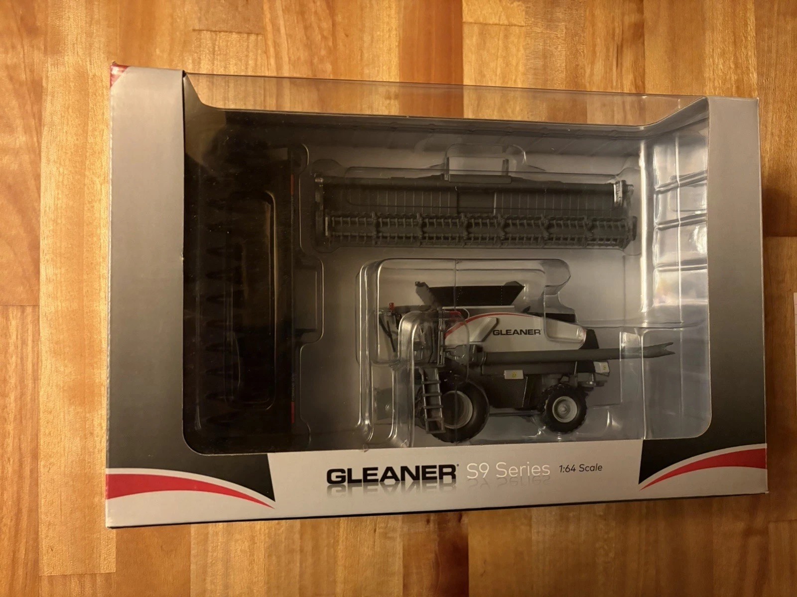1/64 2024 SpecCast Gleaner S96 S9 Series Combine NEW!!