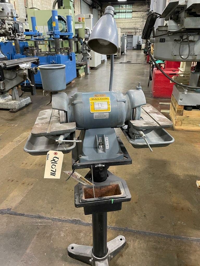 6" BALDOR DOUBLE END PEDESTAL-TYPE CARBIDE GRINDER