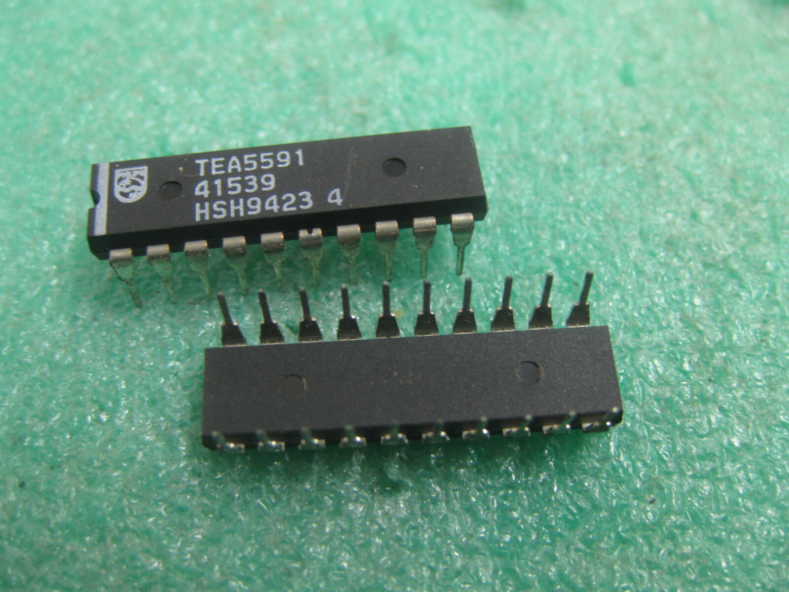 1x TEA5591 AM/FM radio receiver circuit 20pin