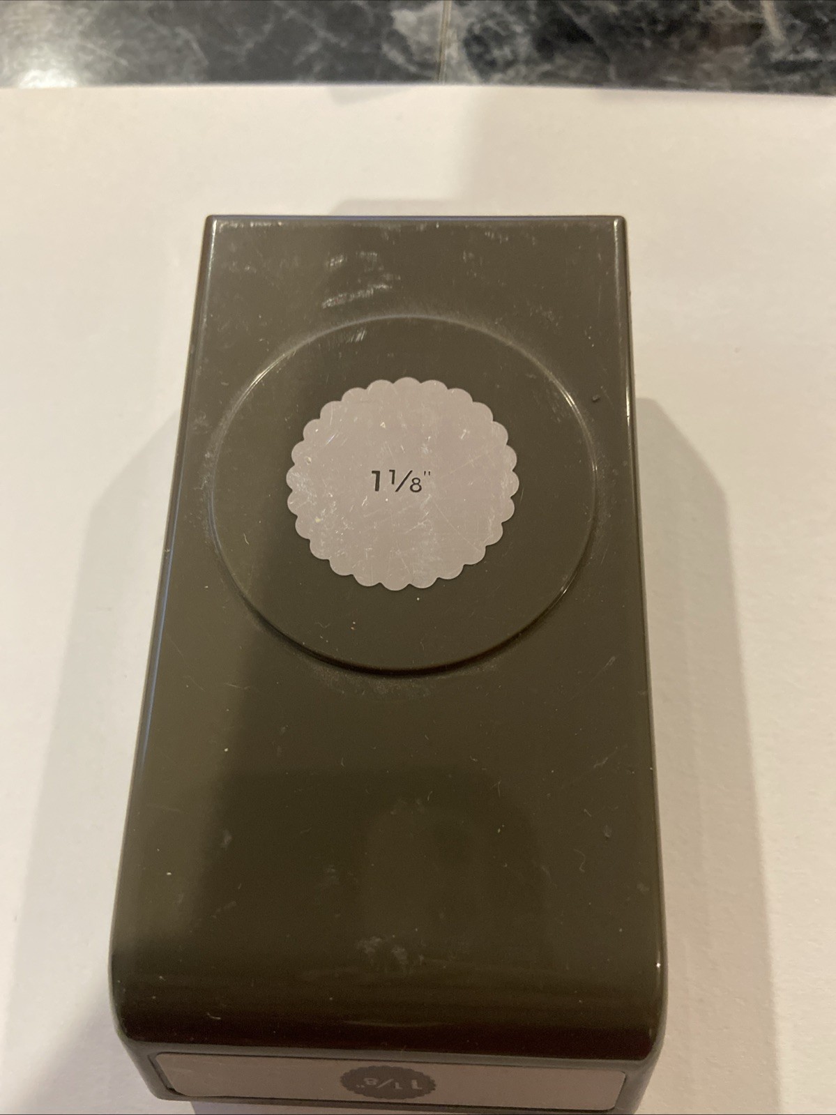 Stampin Up Retired 1 1/8” Scalloped Circle Paper Punch