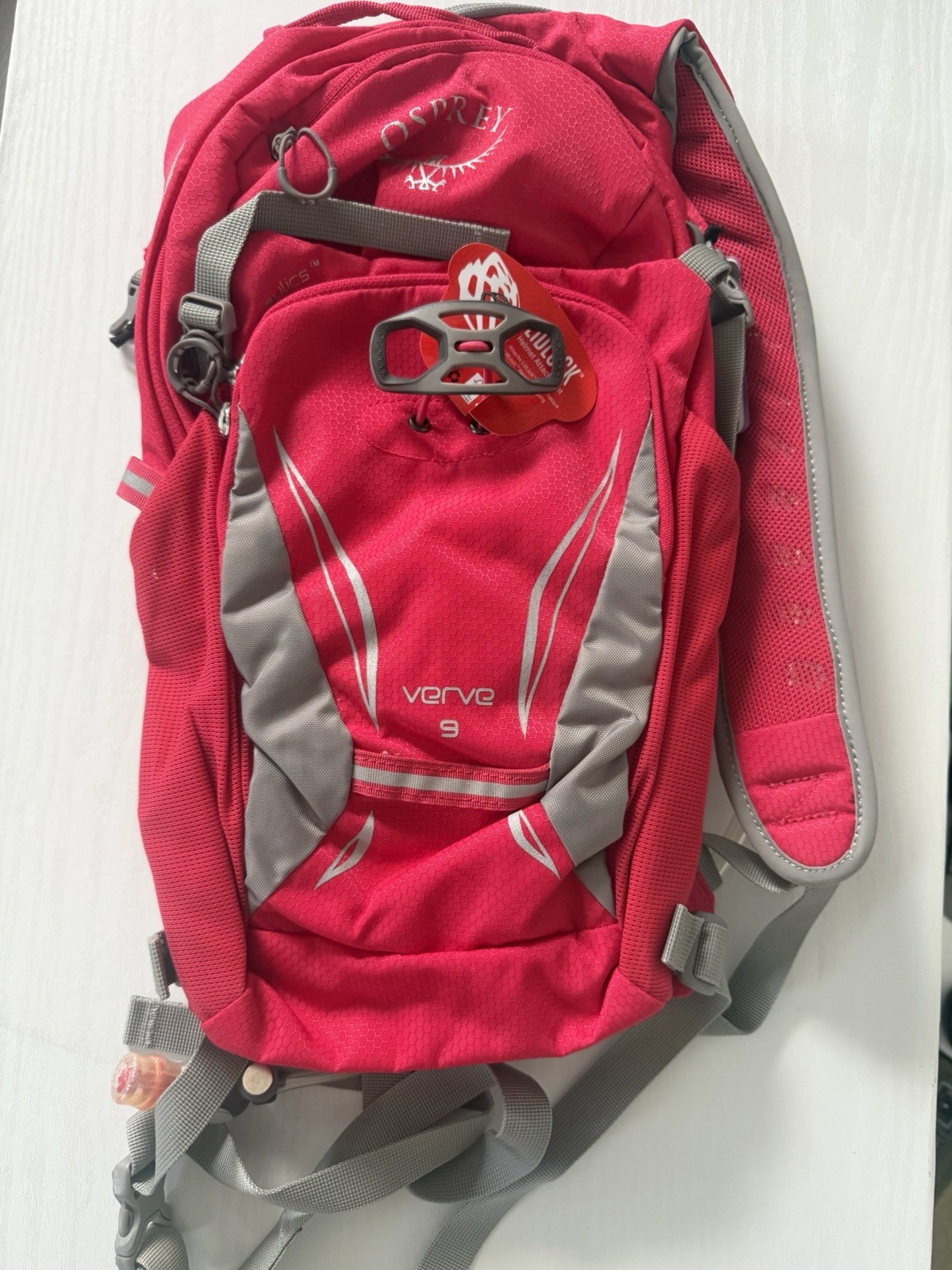 Osprey Verve 9 Women’s Hydration Backpack NEW WITH TAGS Includes Unused Reservoi
