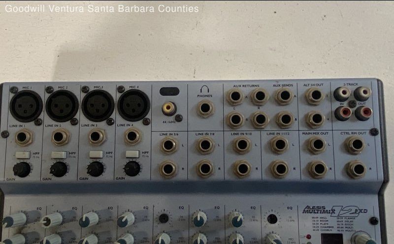 Alesis Multimix 12FXD 12-Channel Audio Mixer Read