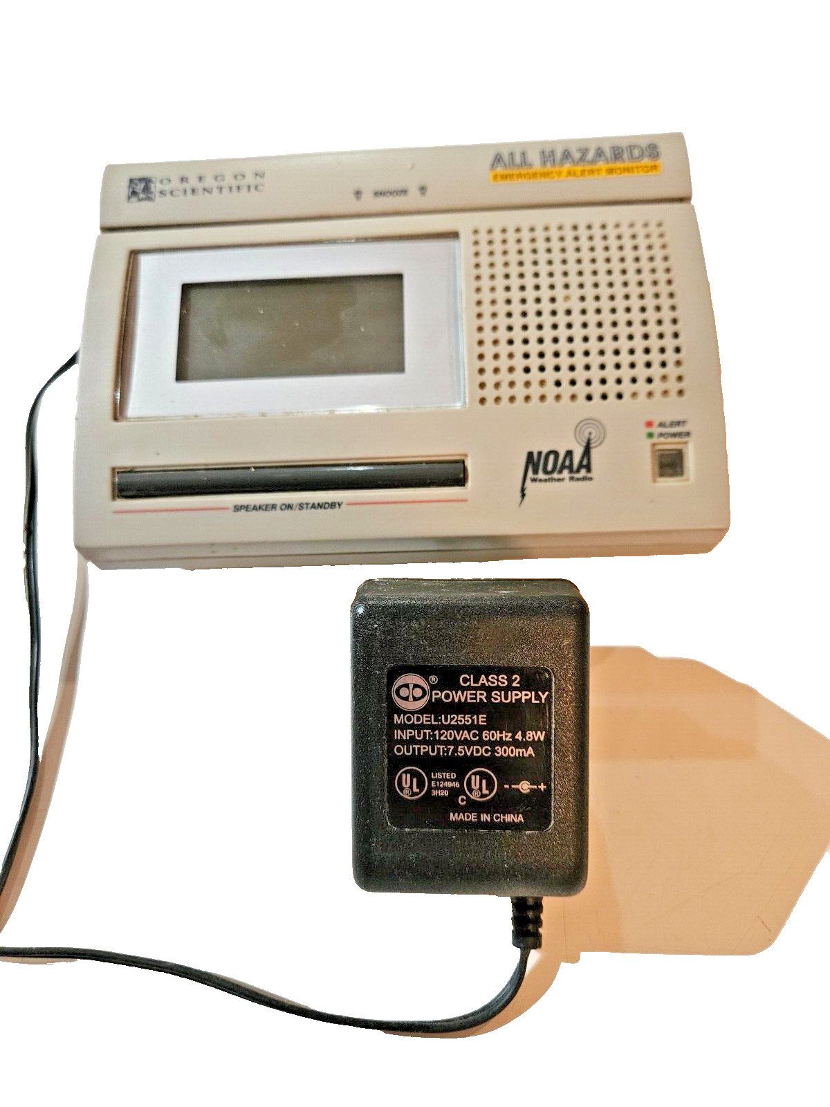 NOAA Weather Radio Emergency Alert Monitor Oregon Scientific Battery Or Plug In