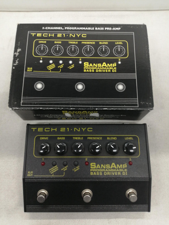 TECH21 PROGRAMMABLE BASS DRIVER DI bass prelifier Used Japan