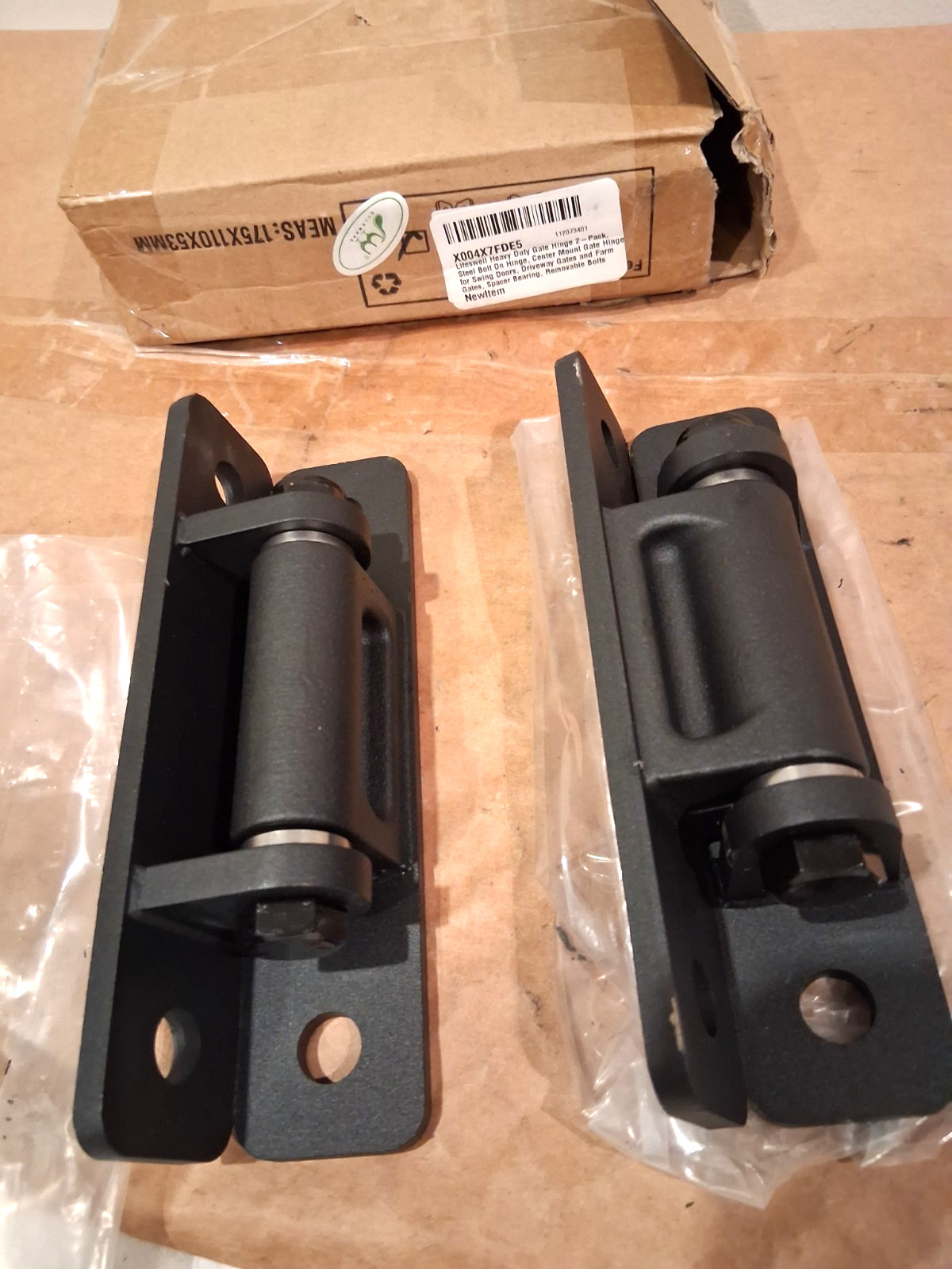 Lifeswell Heavy Duty Steel Fence Gate Hinges 2 Pack with Spacer Bearing Black