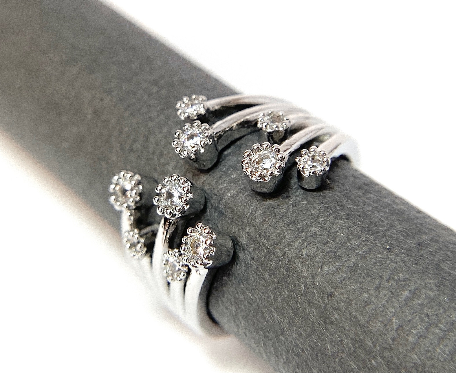Fountain of Multi-Paved CZ Gems Adjustable Finger Ring / Mid Ring / Toe Ring