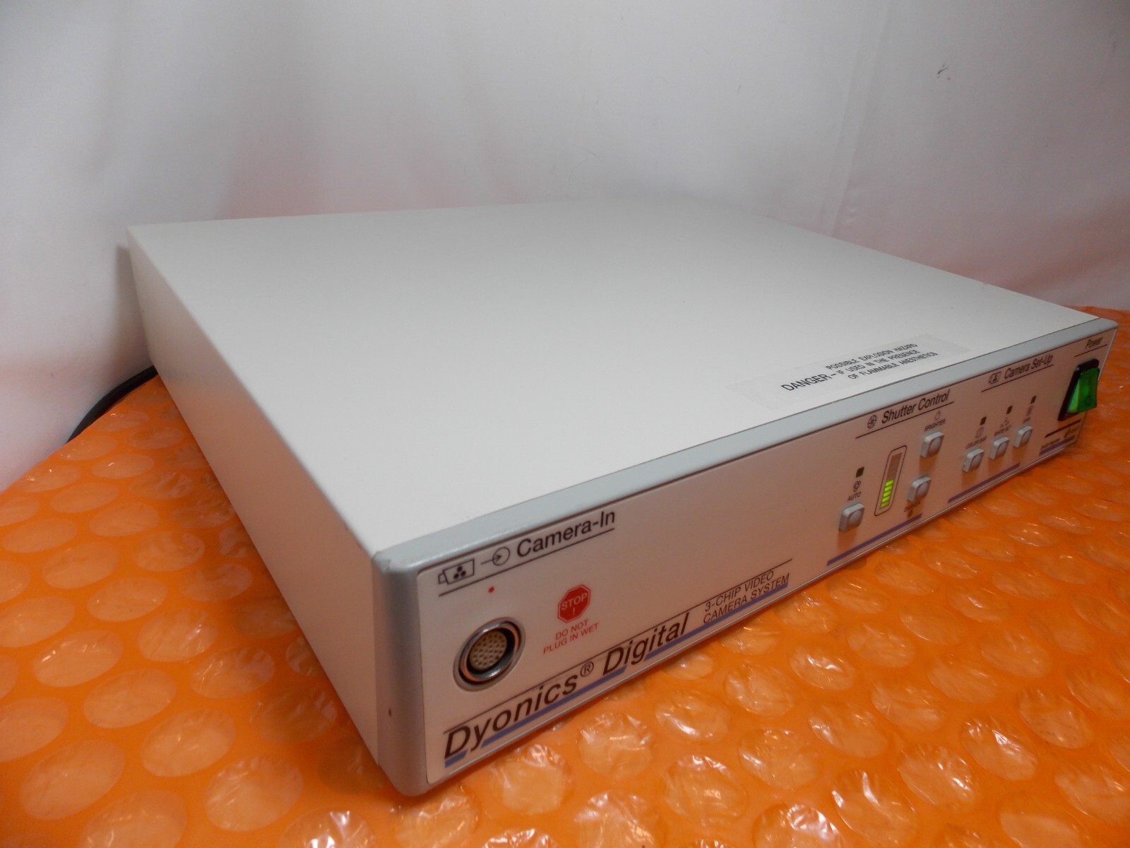 Smith & Nephew Dyonics Digital 3-Chip Video Camera System (LAM-2910)
