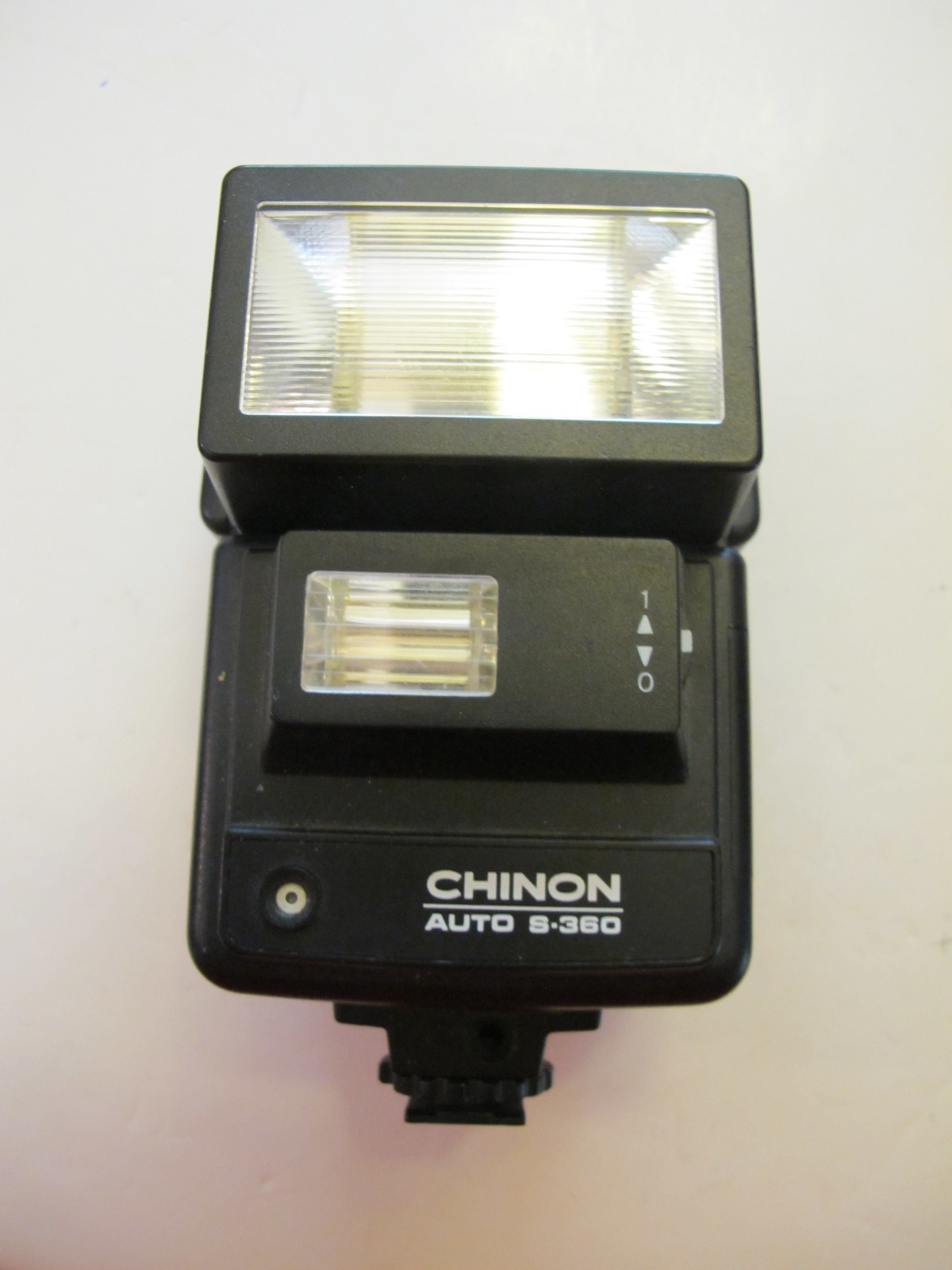 Chinon Auto S-250 Electronic Flash Unit Photography