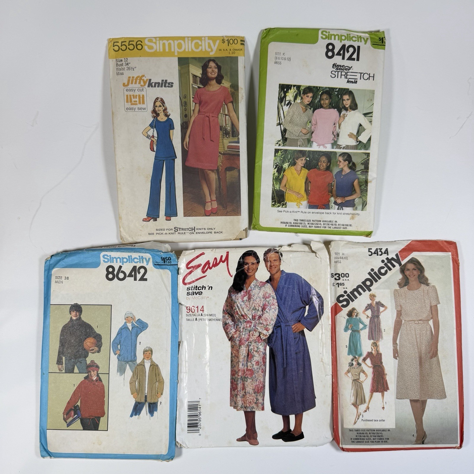 Lot 4 VTG Patterns Simplicity (3) E5556, 8421, 8642,5434 McCalls Robes  (1) 9614