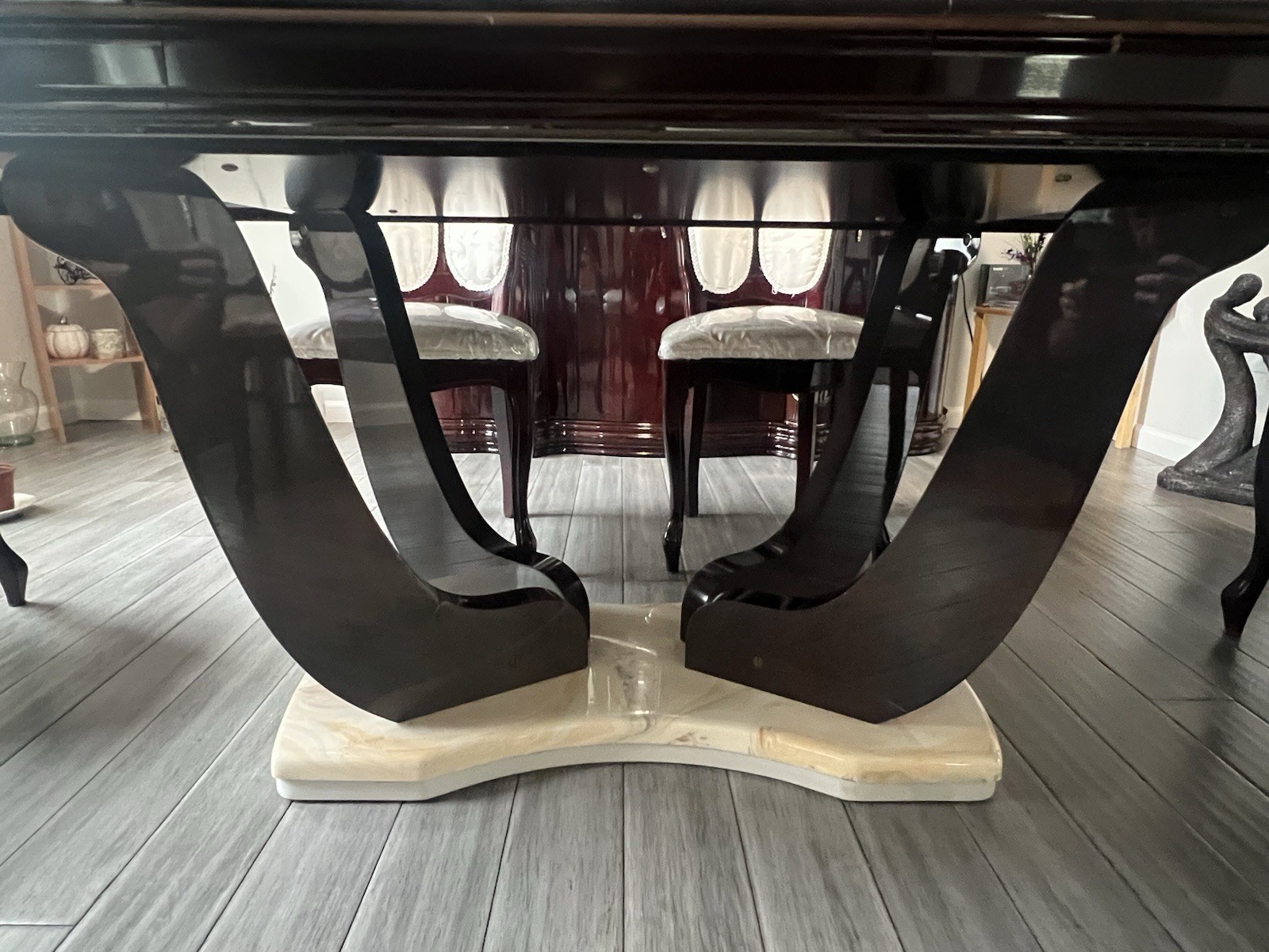 Dining Set !! Downsizing Moving Sale