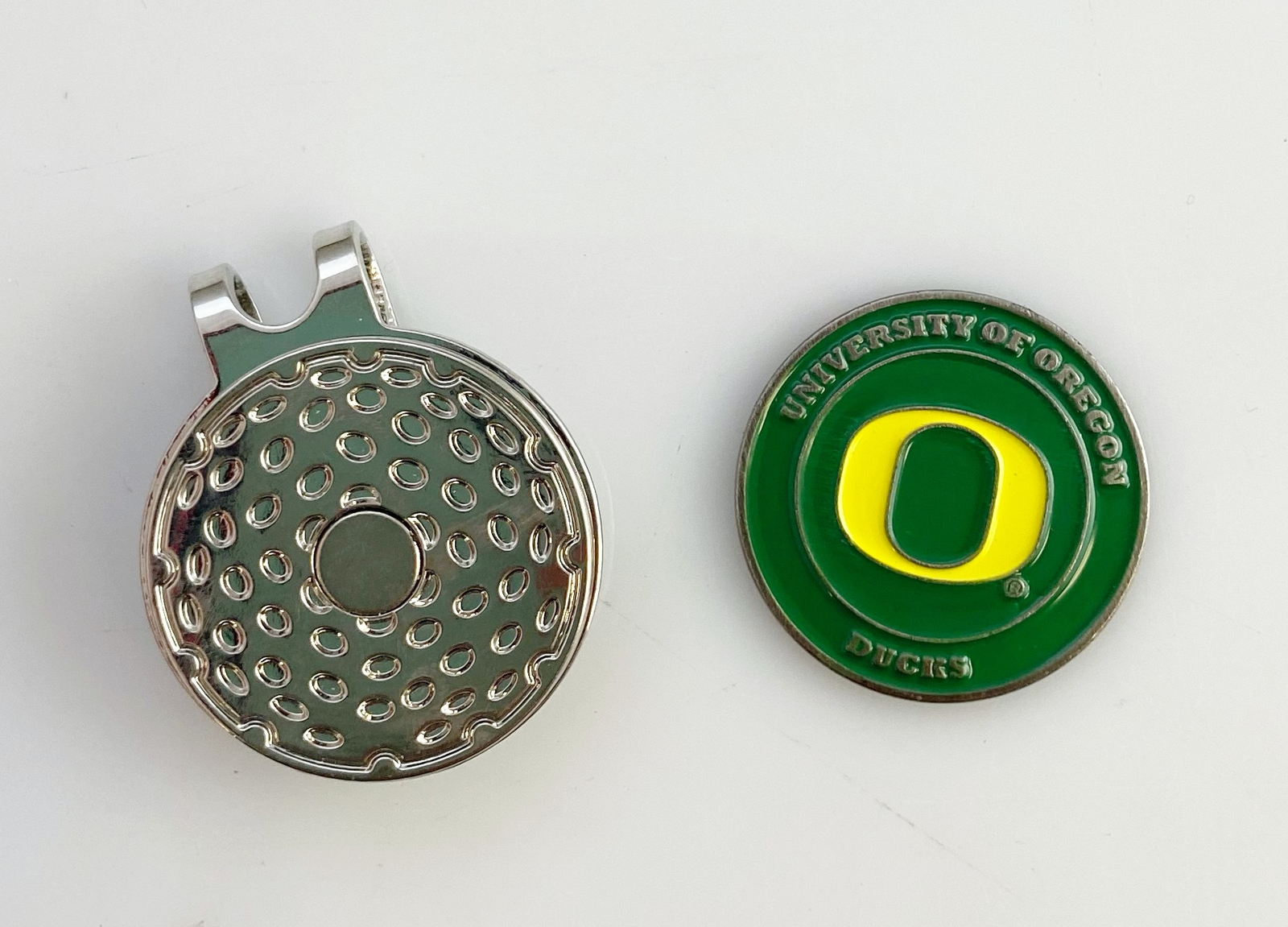 GOLF HATCLIP & ballmarker OREGON DUCKS NCAA Silver NEW
