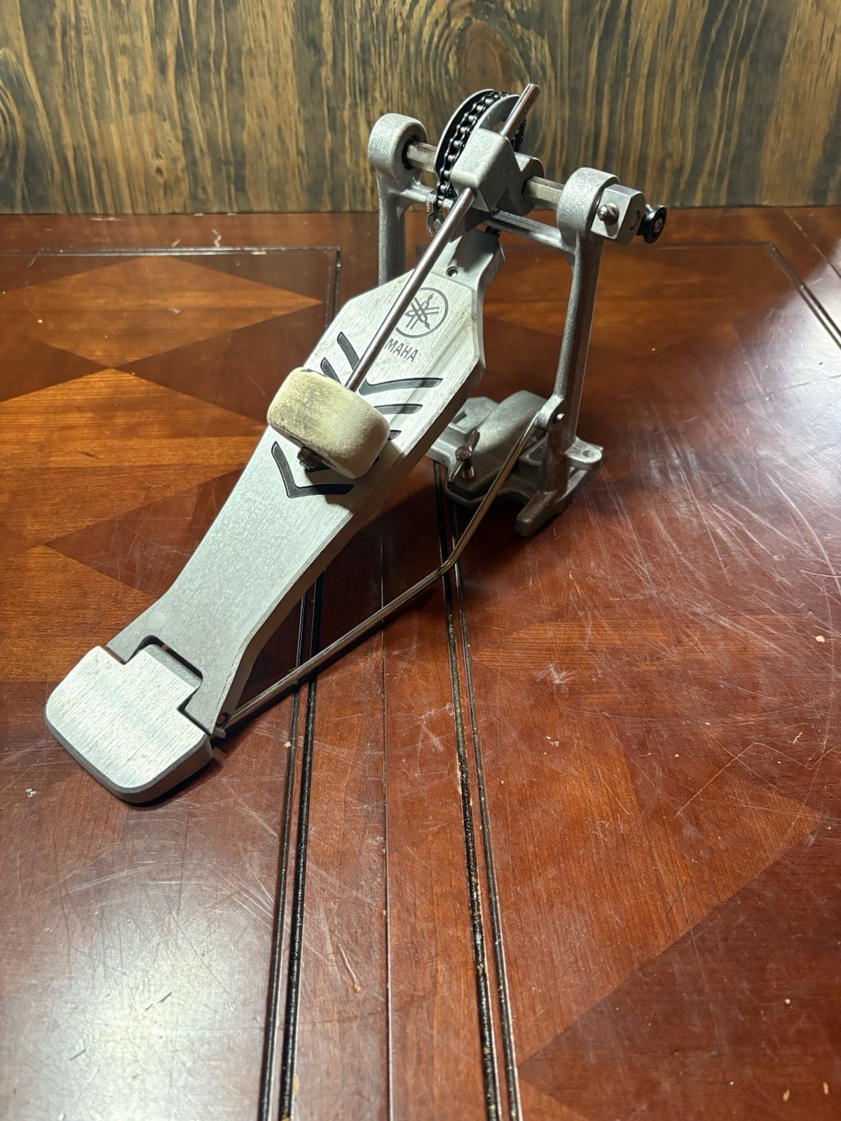 Yamaha FP-7210A Chain Drive Single Bass Drum Pedal Silver