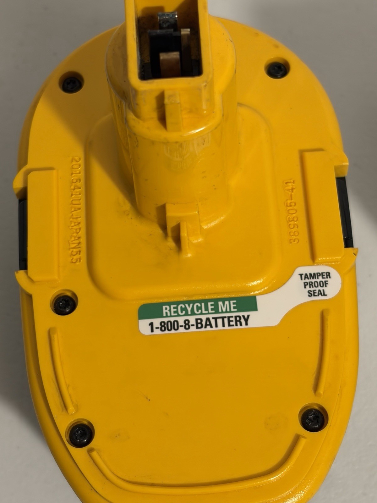 USED DeWalt DC759 Bundle - DRILL, BATTERY, and CHARGER with CASE