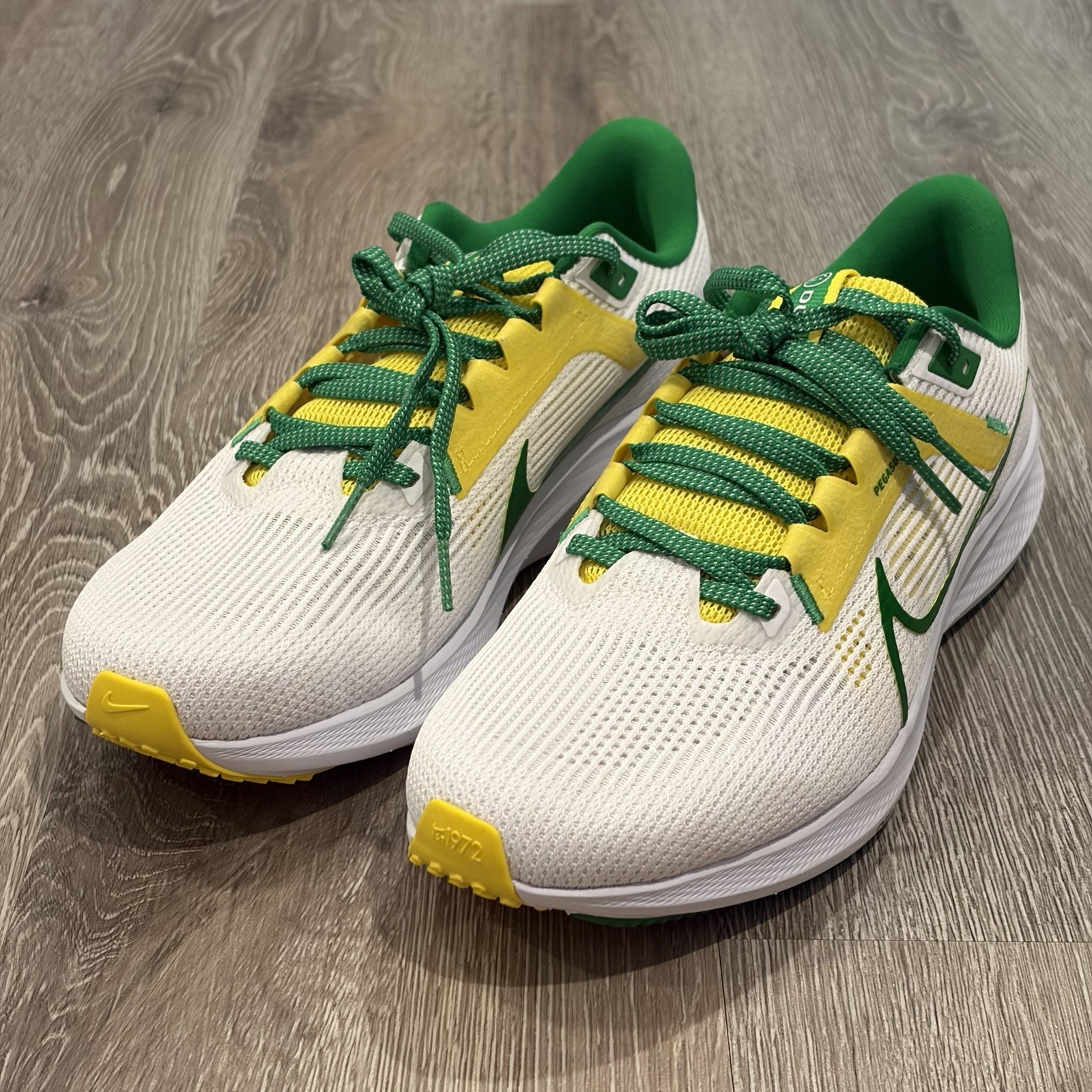 Nike Running Shoes Mens 9.5 Air Zoom Pegasus 40 Oregon Ducks Trainers DZ5979-100