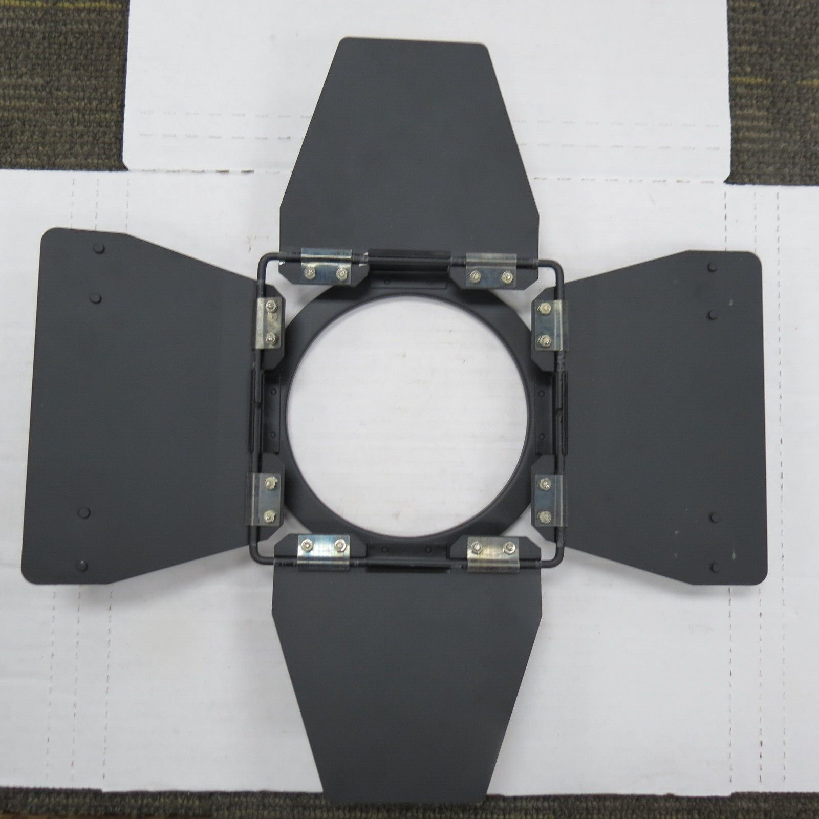 BRITEK BARNDOOR FOR STAGE LIGHTING - MODEL 2004- EXCELLENT !!