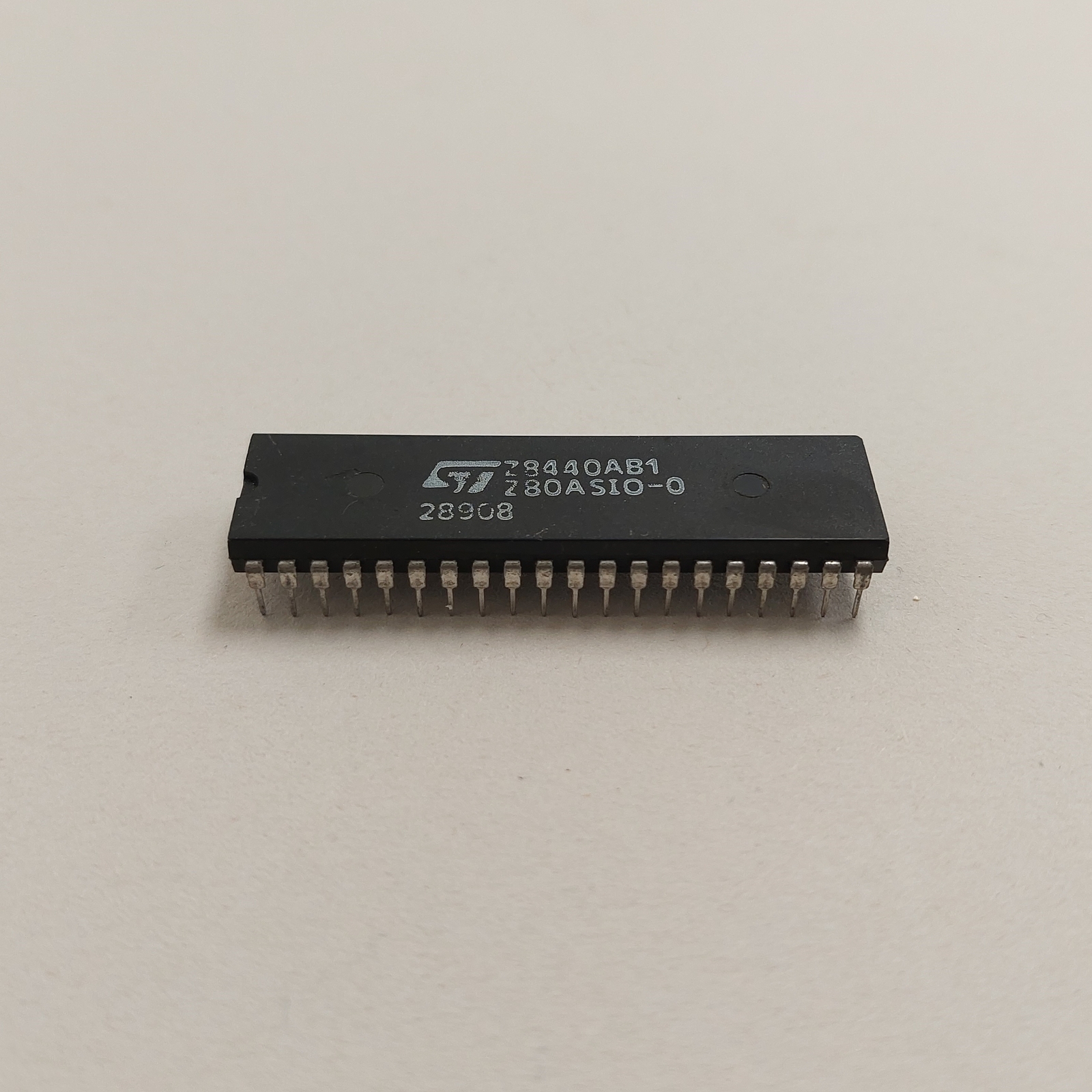 Z8440AB1 STM INTEGRATED CIRCUIT X1PC