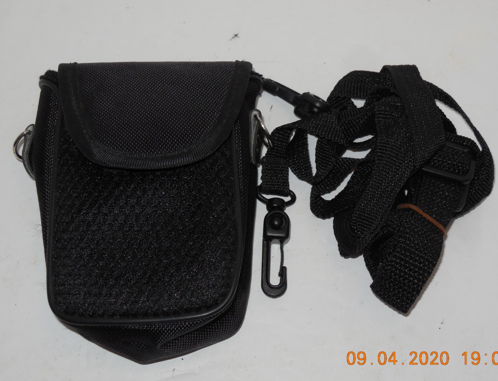 Digital Camera Case Black Protective Padded Lined 4" x 2.5" with strap