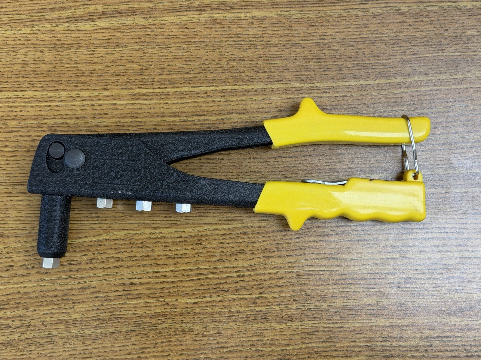 Heavy Duty Manual Rivet Tool – Pre-Production Sample – Similar to Arrow RH200