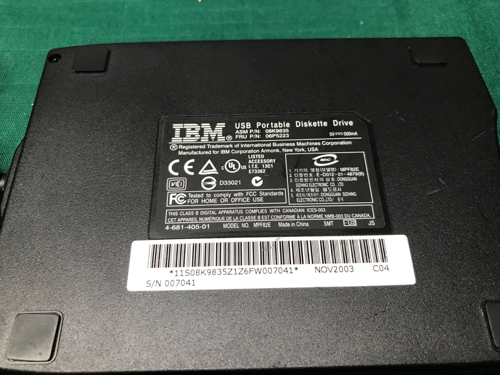 IBM USB Portable Diskette Drive Floppy Disk 3.5” MPF82E