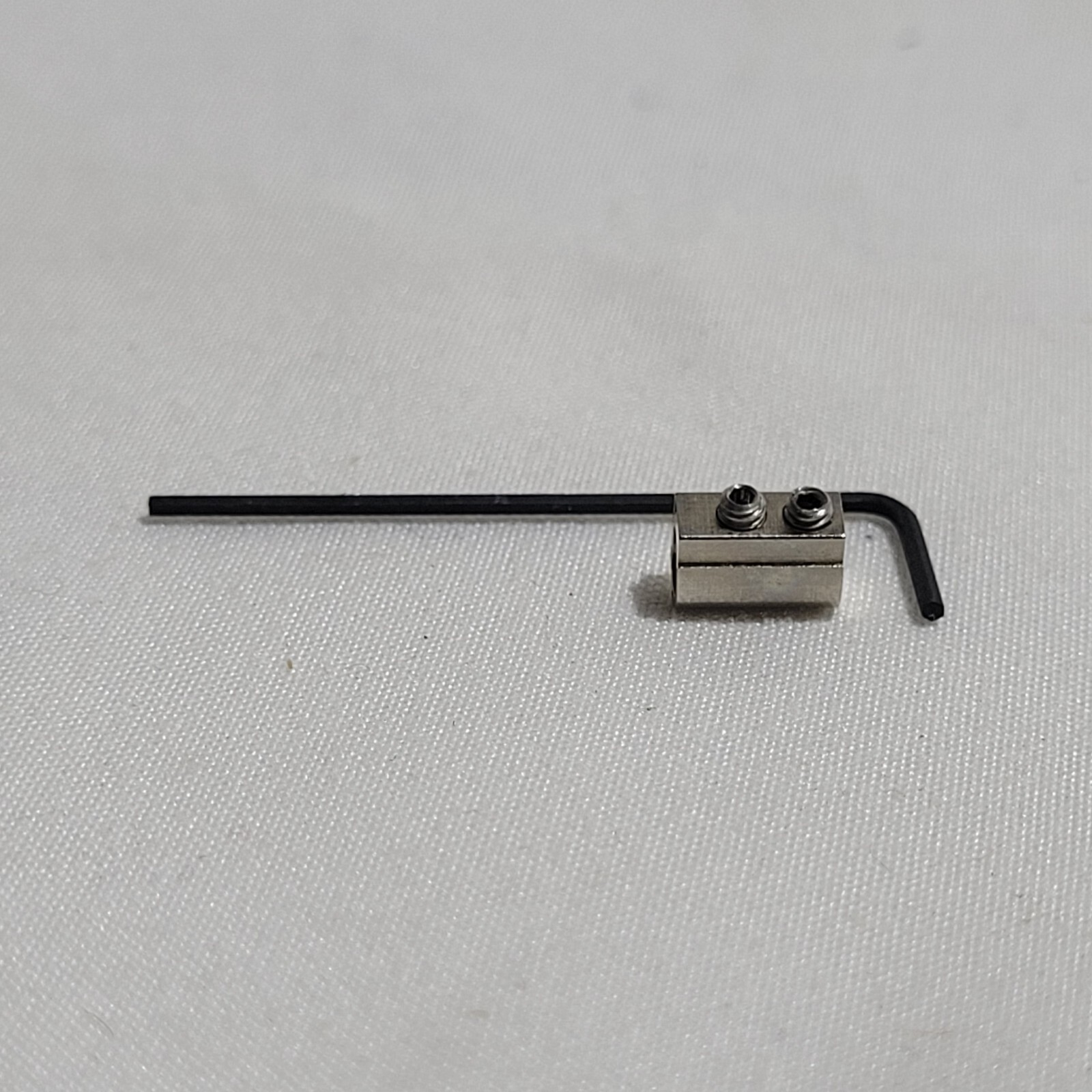 BALLUFF BMF 303-HW-28 NEW