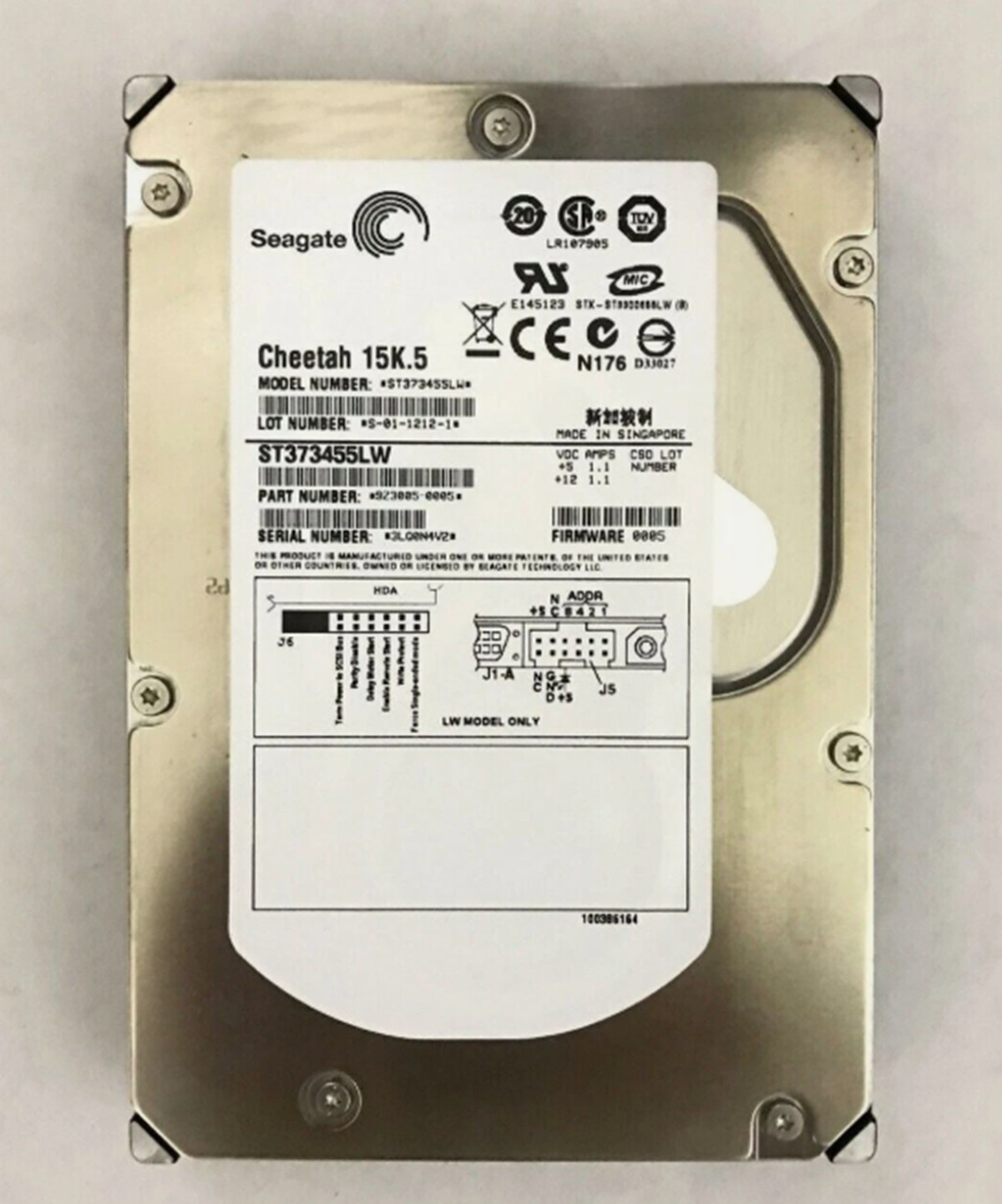 One Brand New SEAGATE ST373455LW Internal SCSI Hard Drive 15K.5 73.4GB 15000RPM