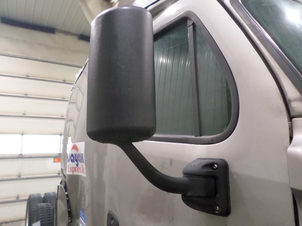 For 2016 FREIGHTLINER CASCADIA 125 CAB/DOOR MIRROR Right ,  MN