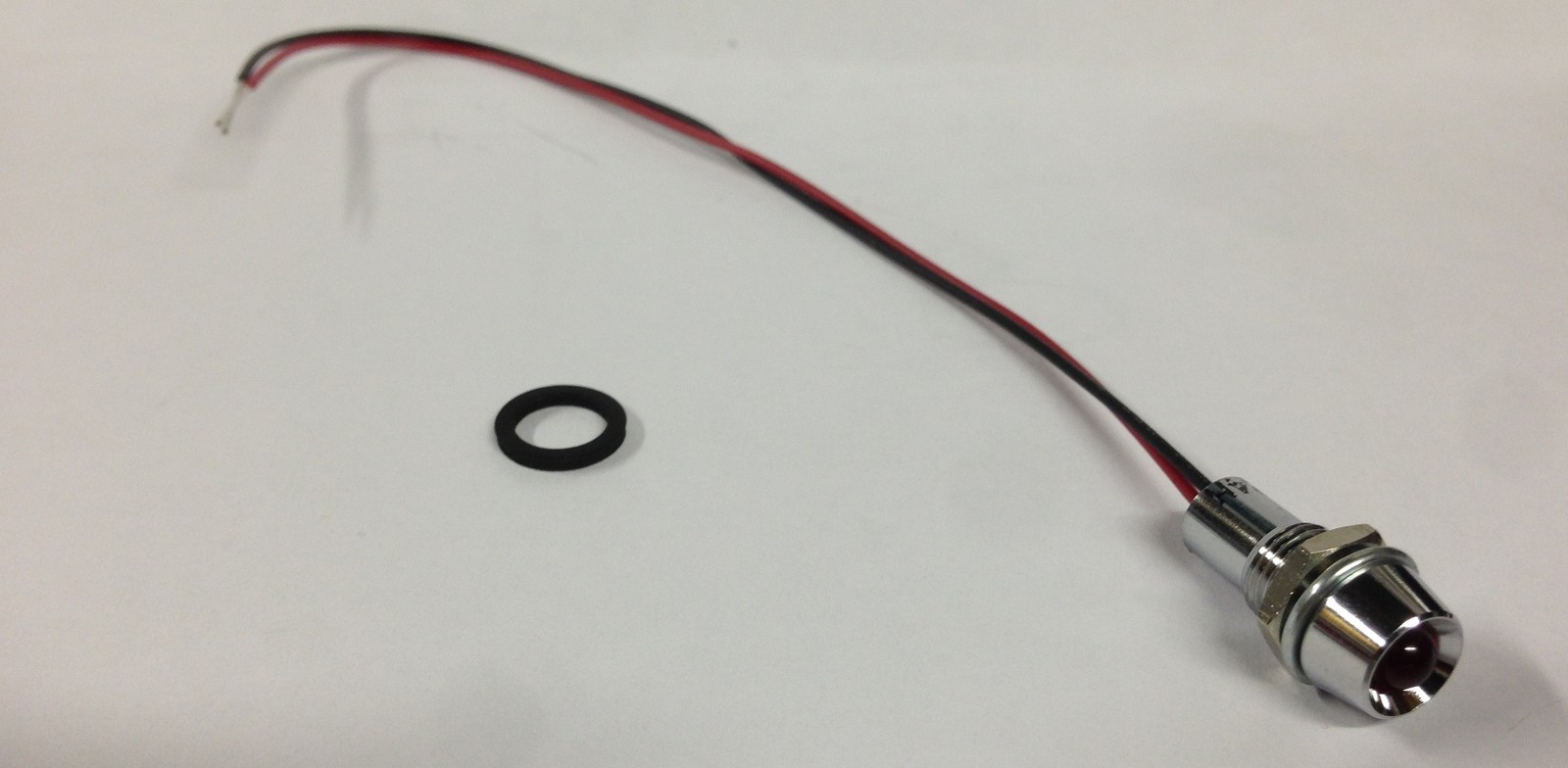 Data Display Products T1-3/4 Panel Mount Red 24V LED PMRL200W-BR24H-WT