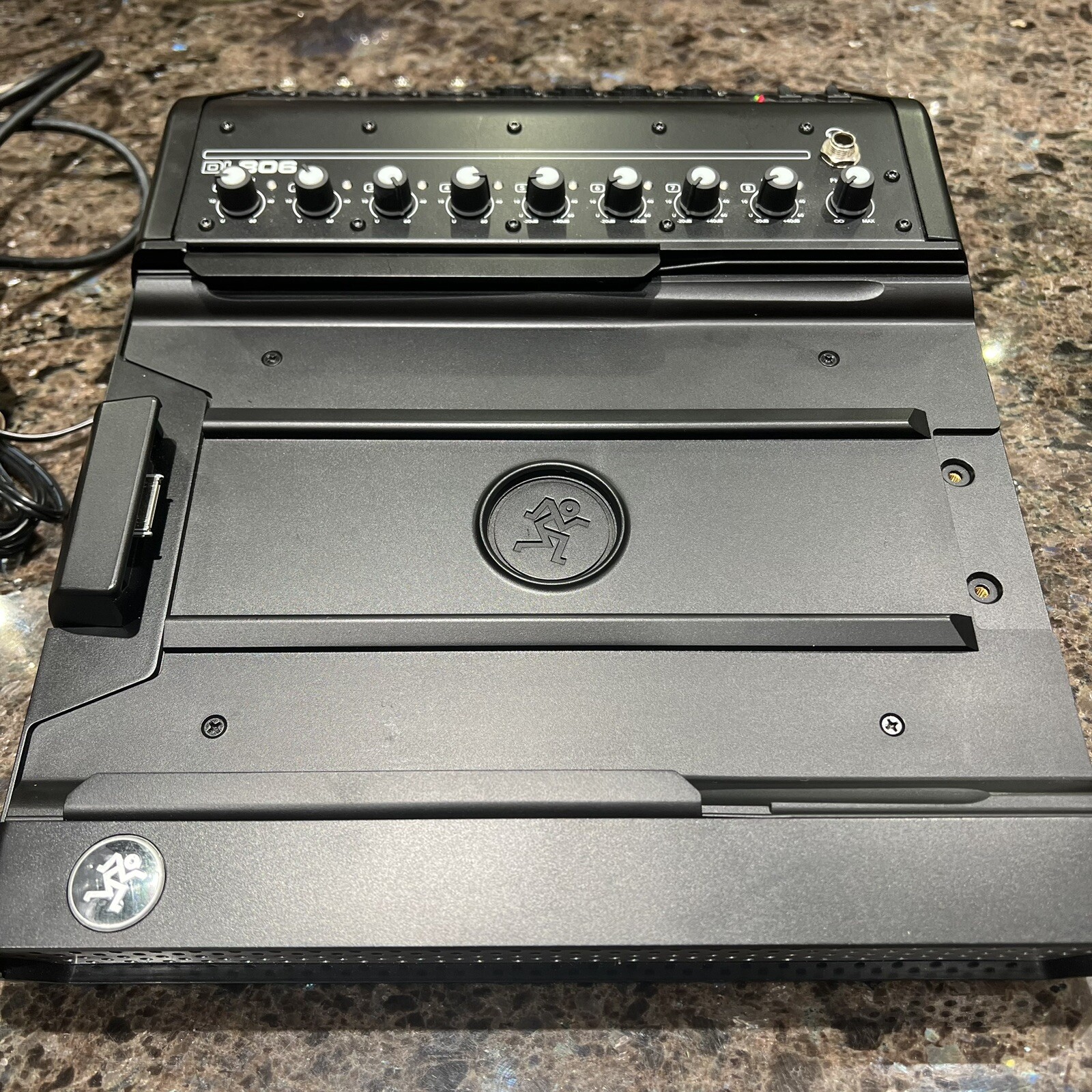 Mackie DL806 Digital Audio Mixer