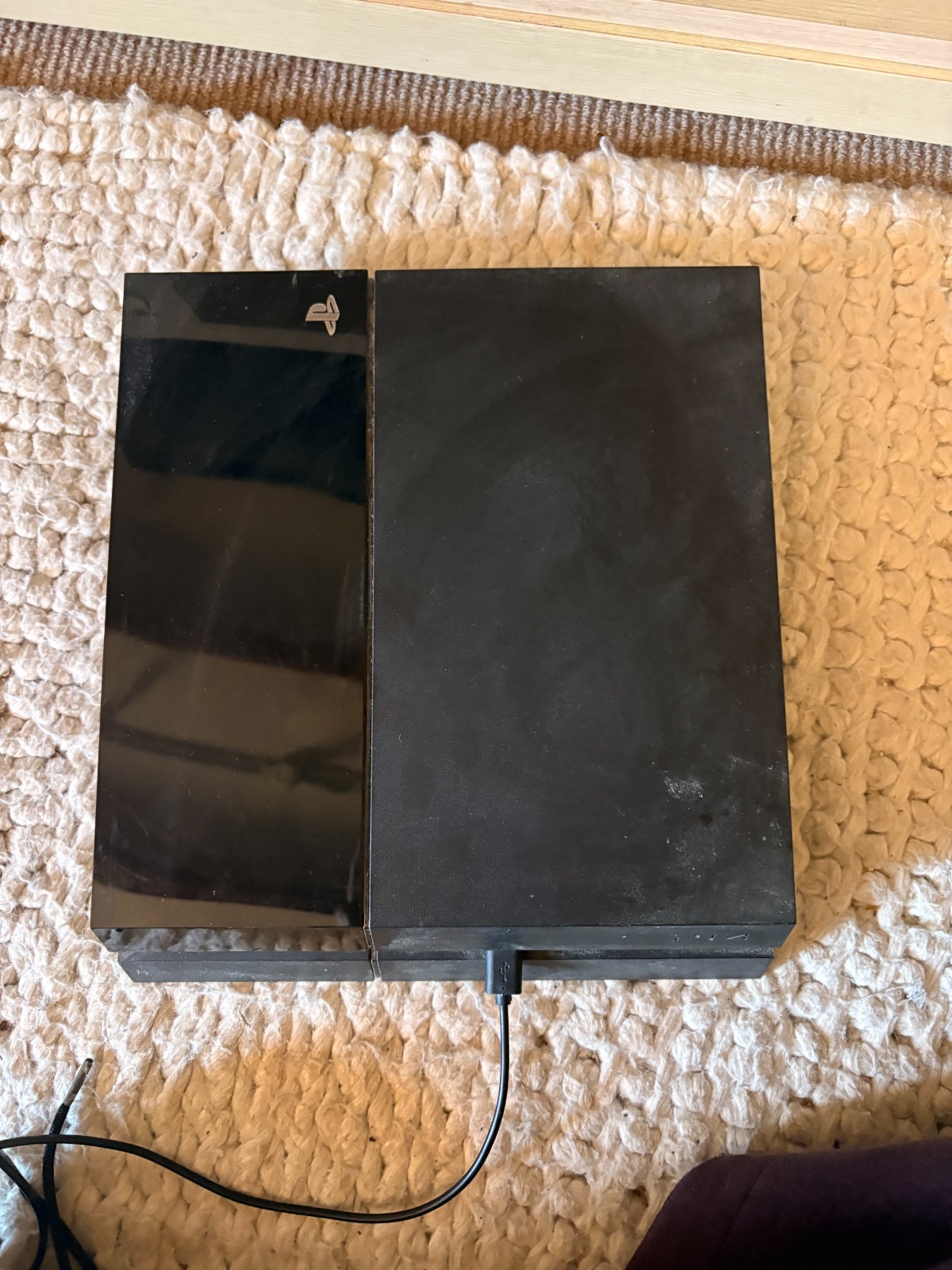 PS4 Console Bundle 256GB with Remote (Used Condition)