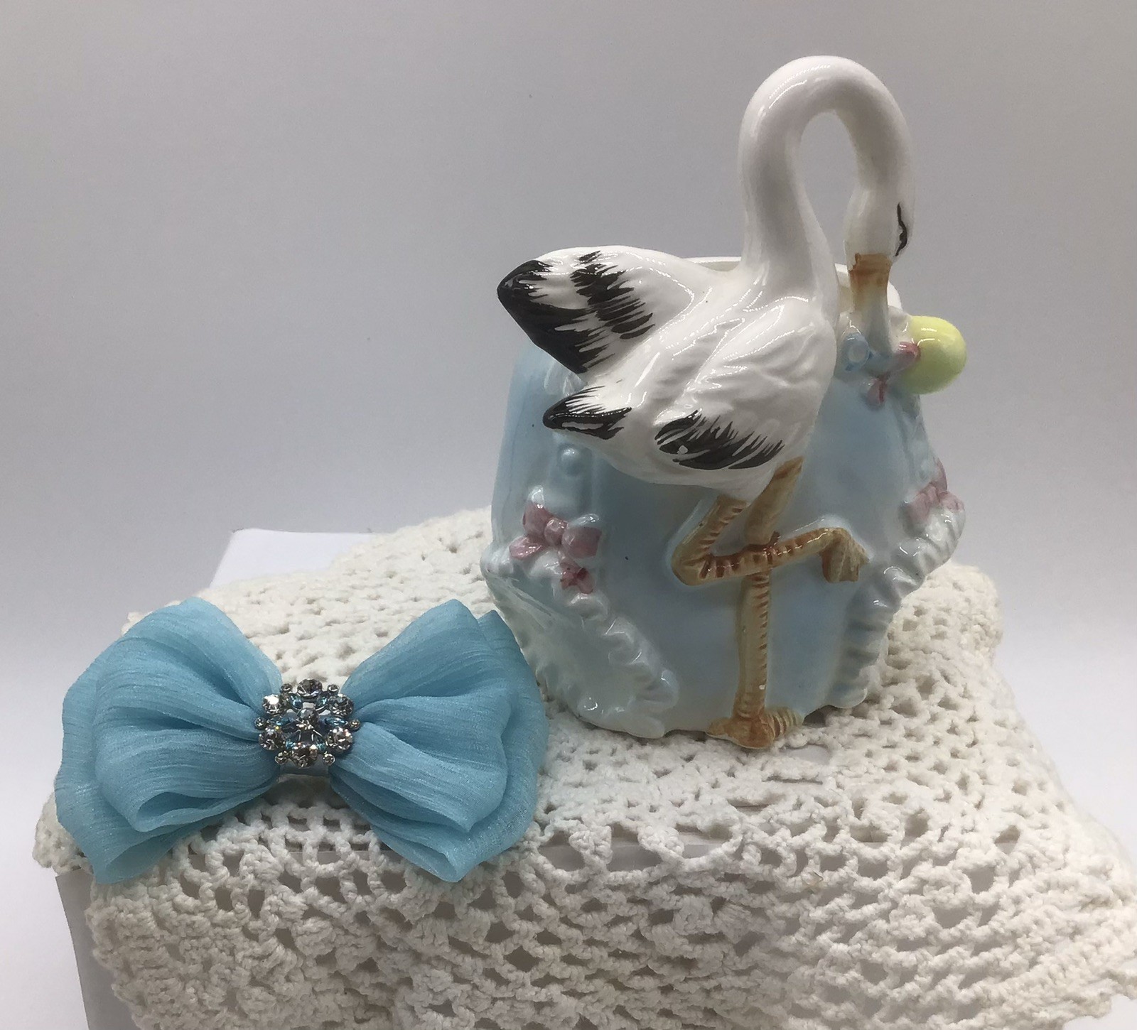 Vintage Planter Swan Baby Nursery Beautiful 5 1/2 Inches Tall