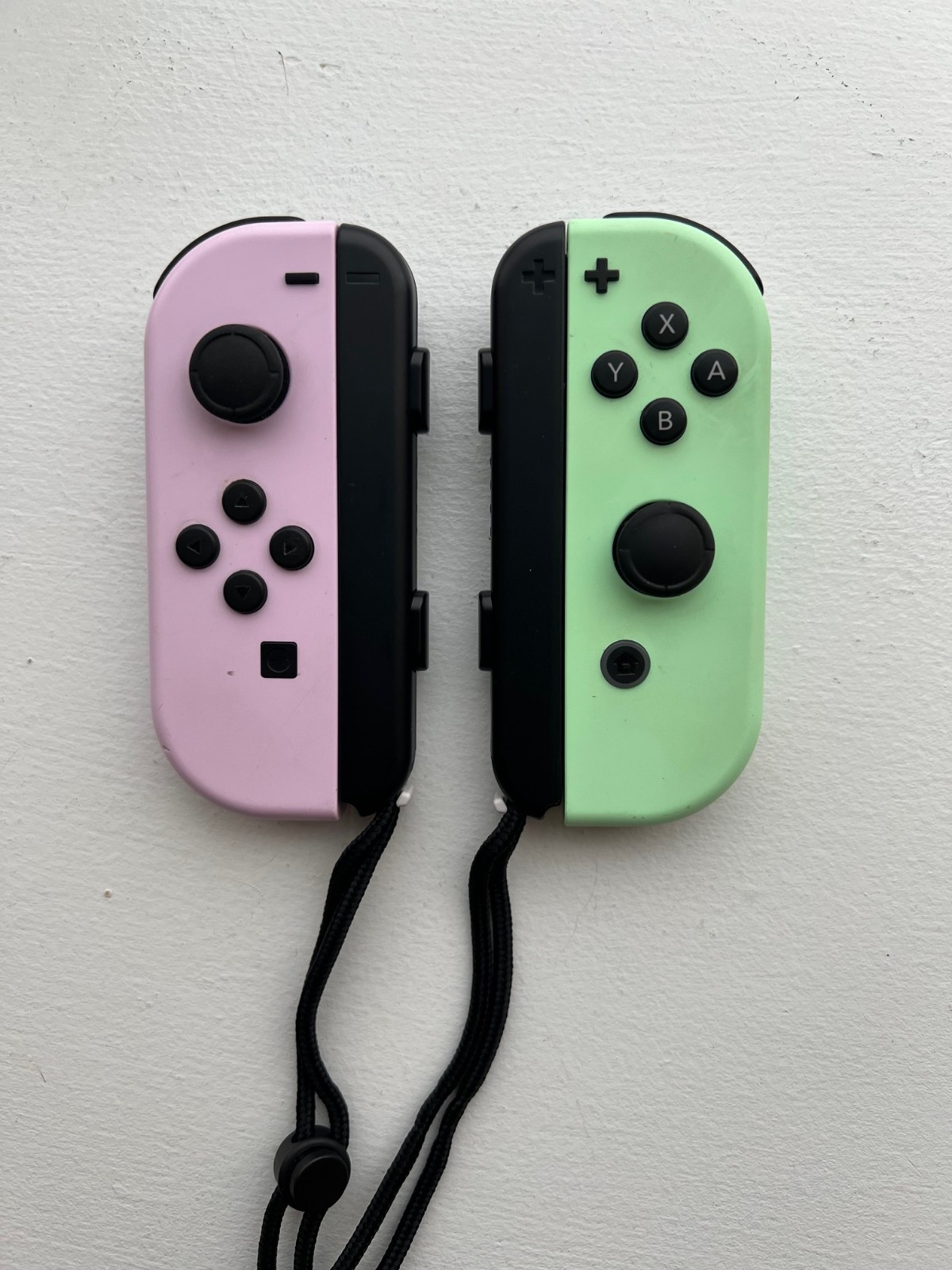 Nintendo Switch Joy-Con Left/Right Controllers OEM with Straps - Tested Working!